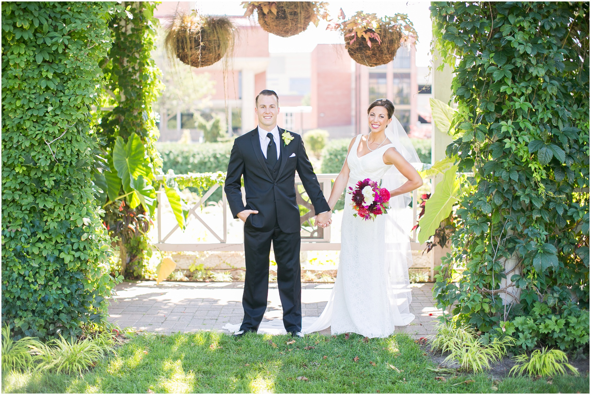 Downtown_Madison_Wisconsin_Rooftop_Fresco_Wedding_0029.jpg