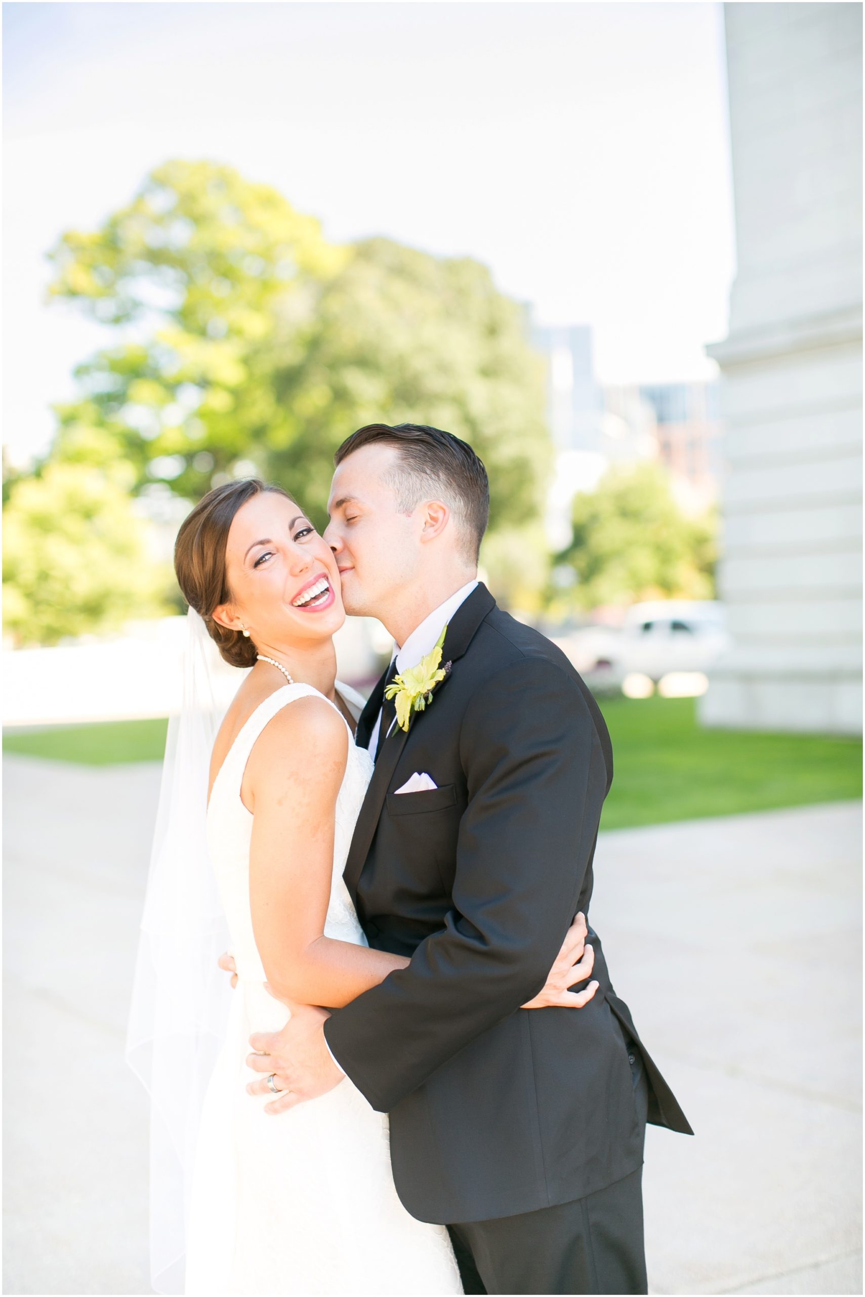 Downtown_Madison_Wisconsin_Rooftop_Fresco_Wedding_0051.jpg