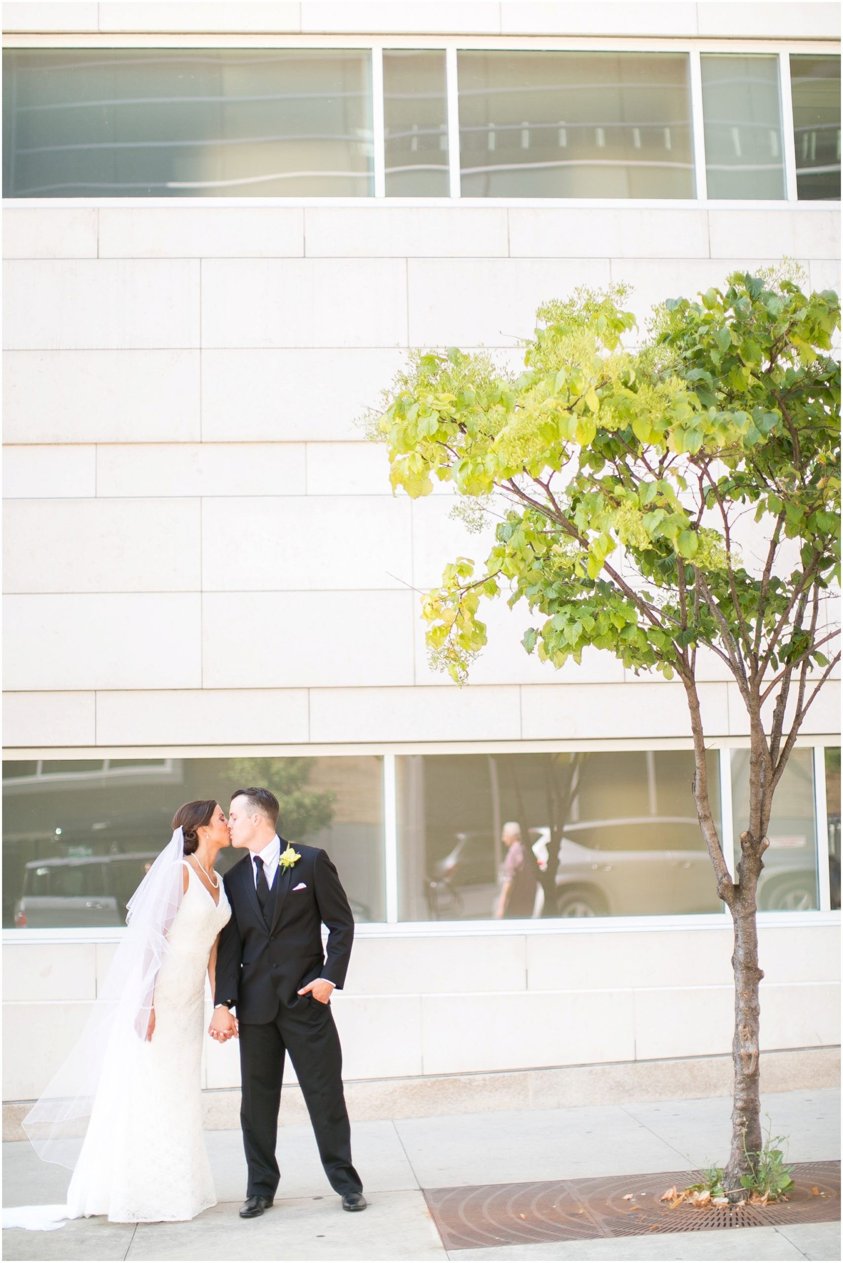 Downtown_Madison_Wisconsin_Rooftop_Fresco_Wedding_0059.jpg