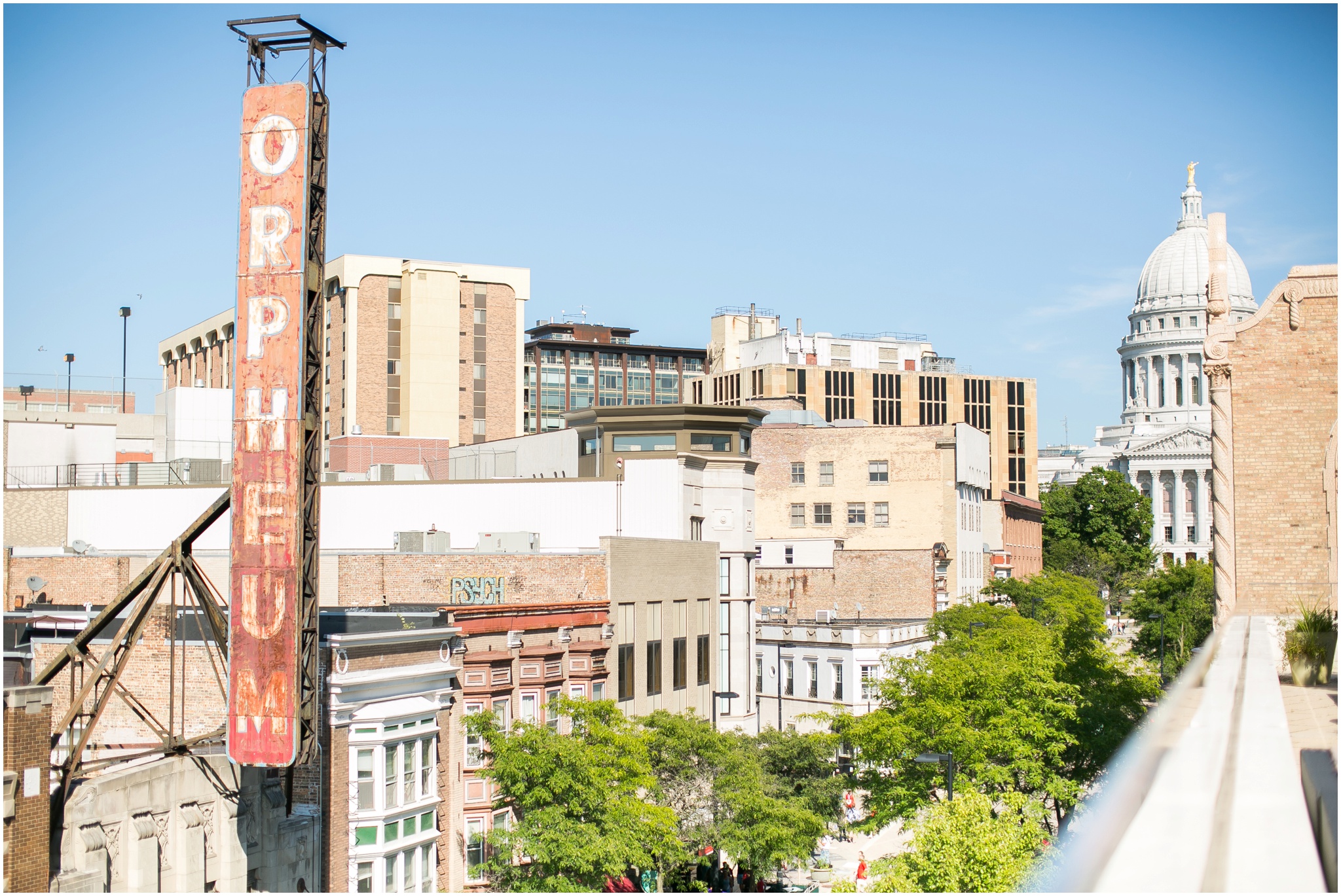 Downtown_Madison_Wisconsin_Rooftop_Fresco_Wedding_0063.jpg