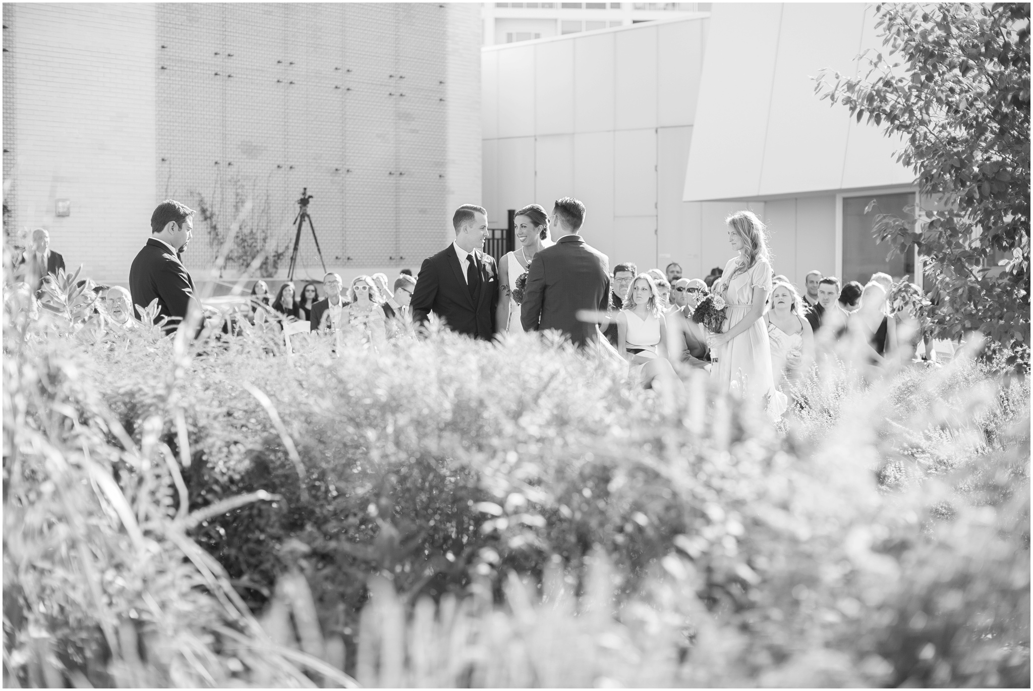 Downtown_Madison_Wisconsin_Rooftop_Fresco_Wedding_0067.jpg