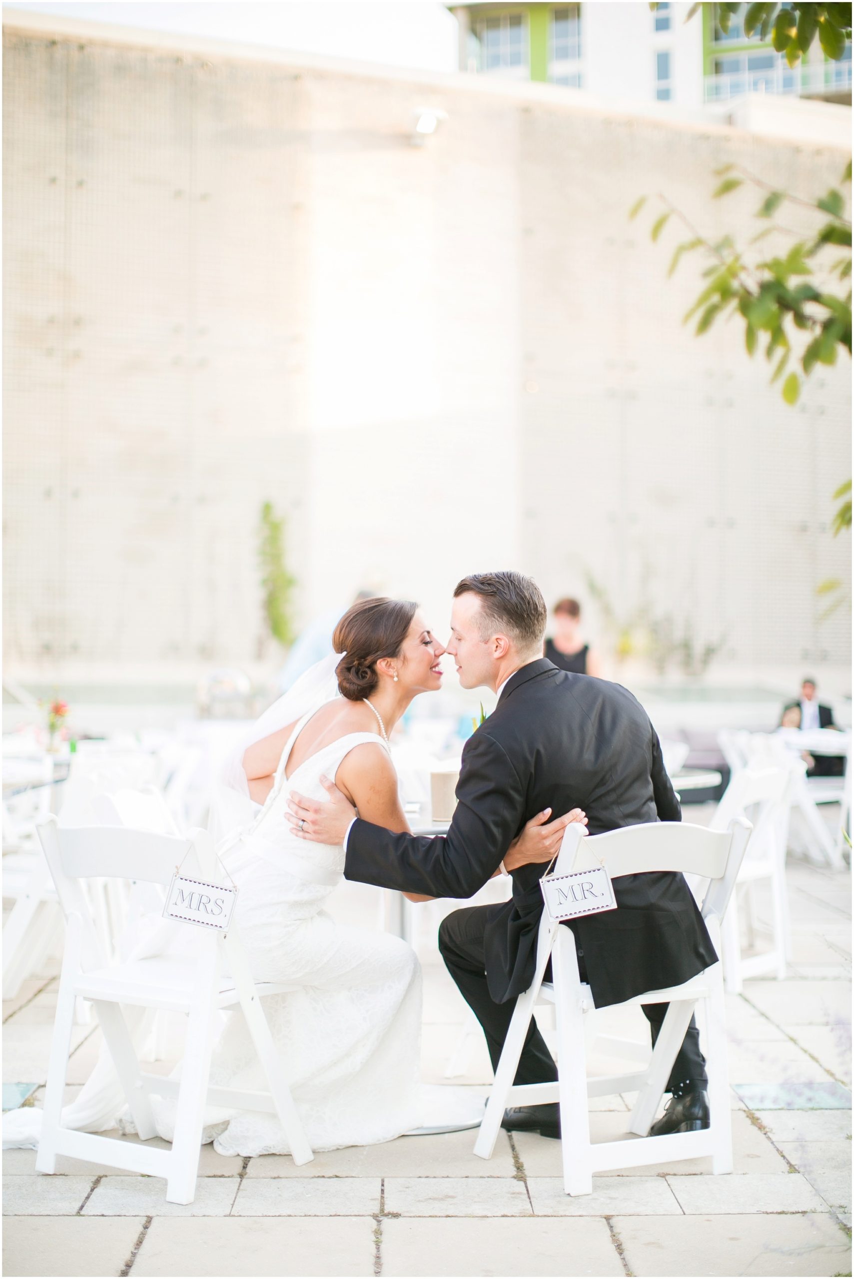 Downtown_Madison_Wisconsin_Rooftop_Fresco_Wedding_0078.jpg