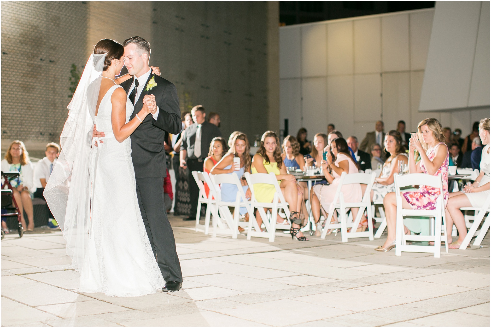 Downtown_Madison_Wisconsin_Rooftop_Fresco_Wedding_0094.jpg