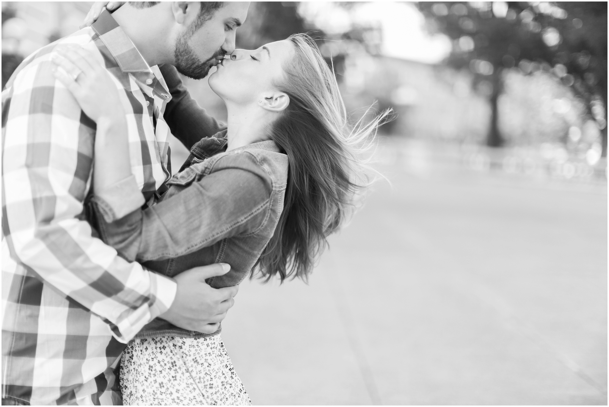 Madison_Wisconsin_Engagement_Photographer_0009.jpg