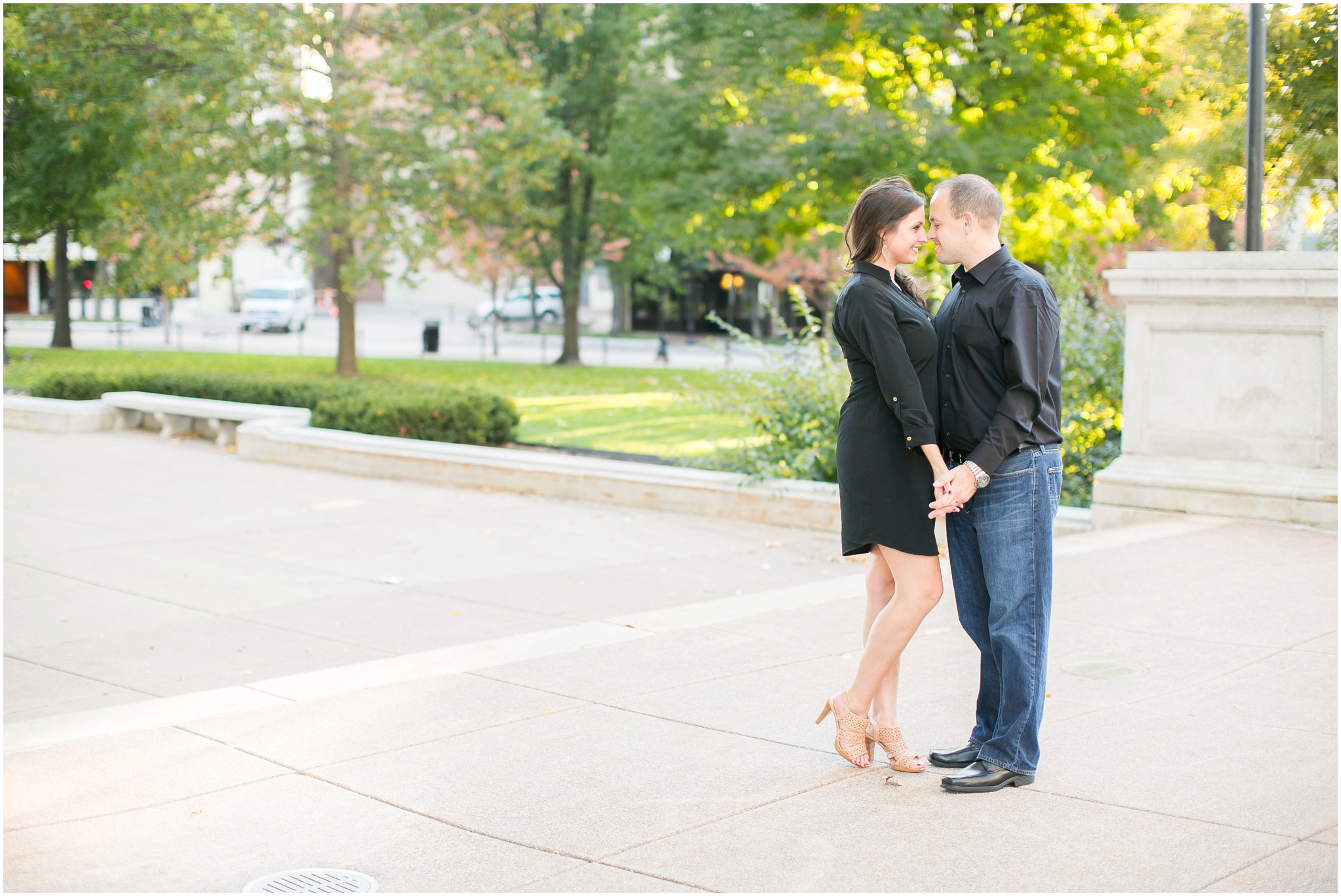 Downtown_Engagement_Session_Madison_Wisconsin_0092.jpg