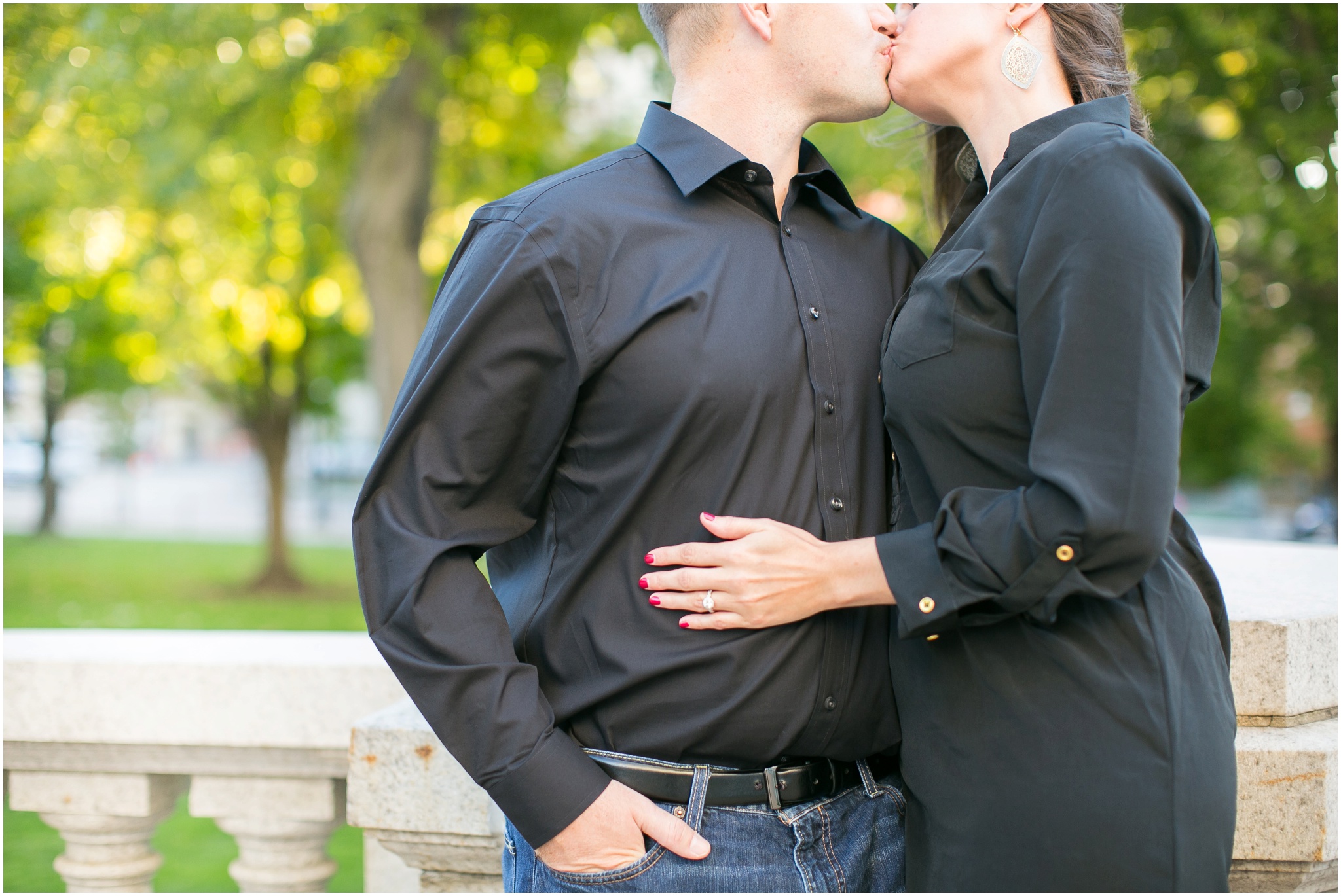 Downtown_Engagement_Session_Madison_Wisconsin_0094.jpg