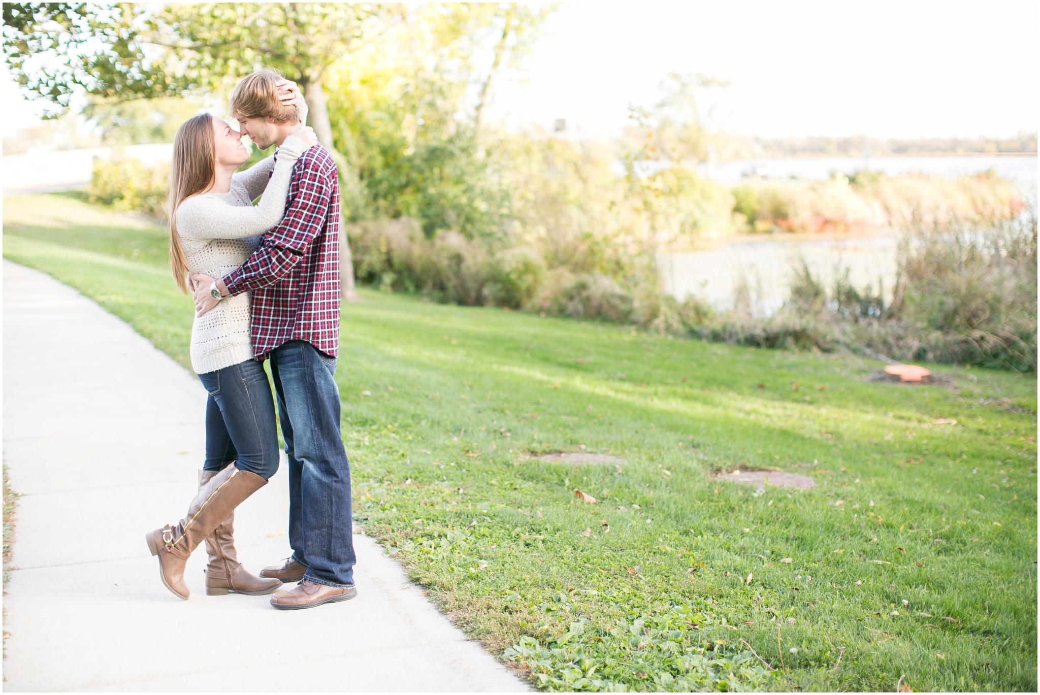 Vilas_Park_Engagement_Session_Madison_Wisconsin_0042.jpg