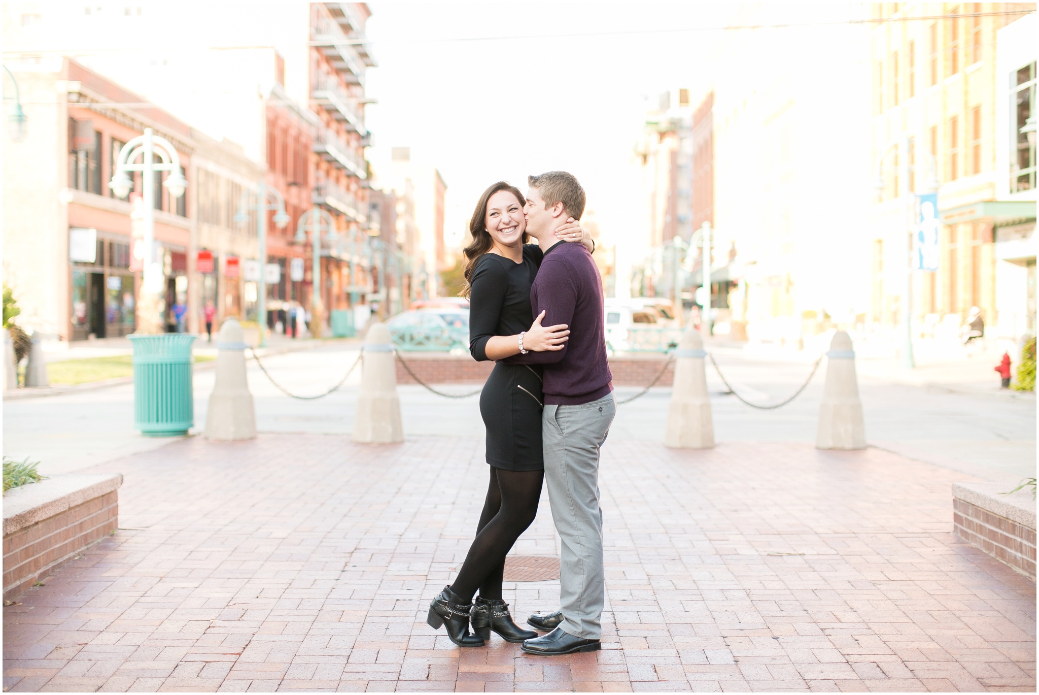 Third_Ward_Milwaukee_Wisconsin_Fall_Engagement_Session_0006.jpg