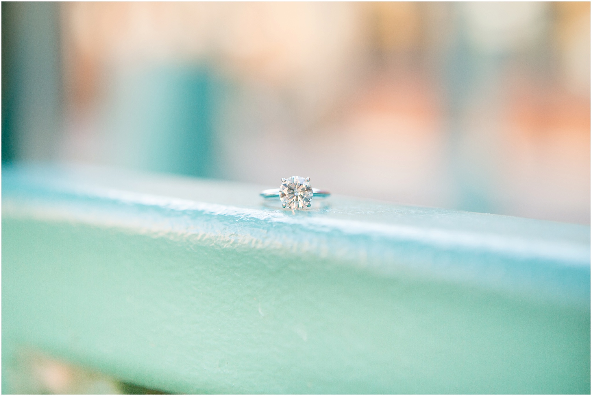 Third_Ward_Milwaukee_Wisconsin_Fall_Engagement_Session_0009.jpg