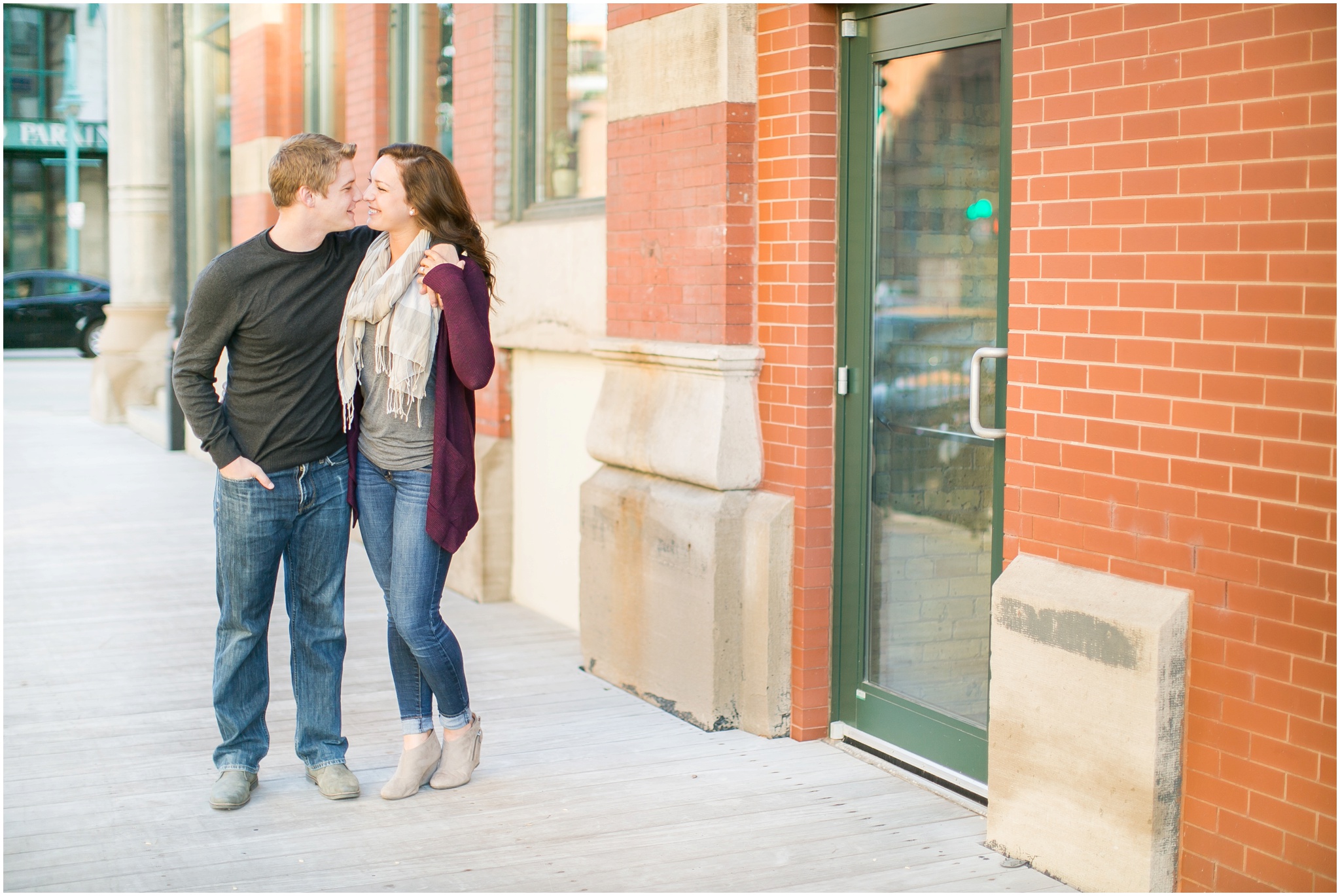 Third_Ward_Milwaukee_Wisconsin_Fall_Engagement_Session_0010.jpg