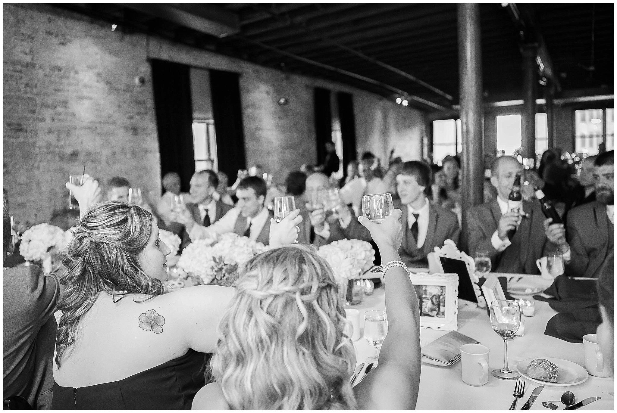 Madison_Wisconsin_Wedding_Photographers_0032.jpg