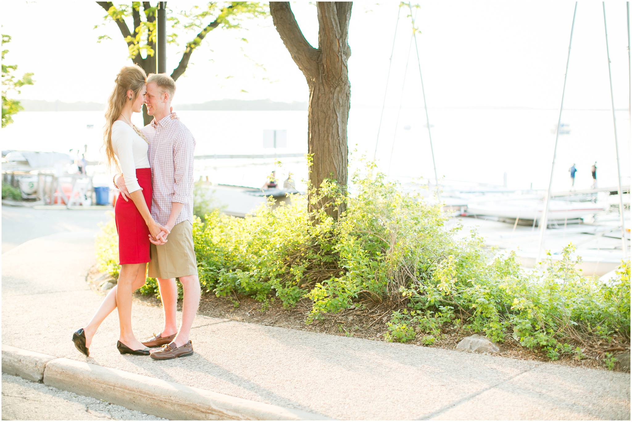 Downtown_Madison_Wisconsin_Engagement_Session_0284.jpg