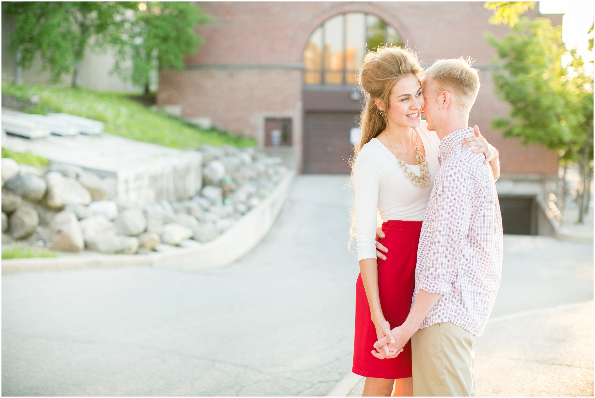 Downtown_Madison_Wisconsin_Engagement_Session_0285.jpg