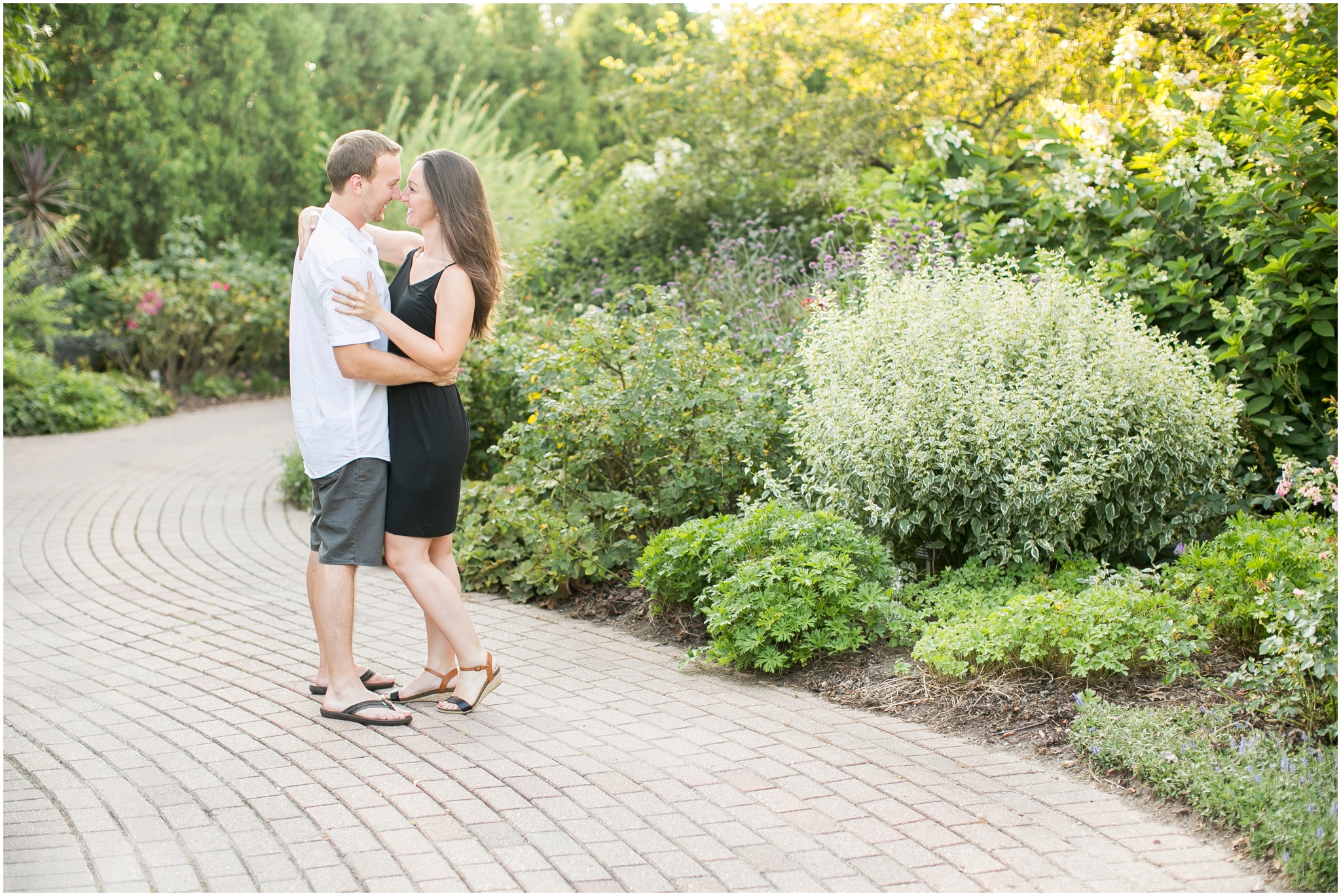 Olbrich_Botanical_Gardens_Madison_Wisconsin_Engagement_Session_0817.jpg