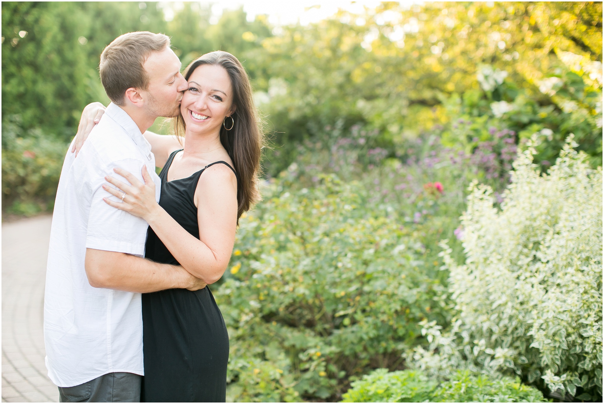 Olbrich_Botanical_Gardens_Madison_Wisconsin_Engagement_Session_0819.jpg