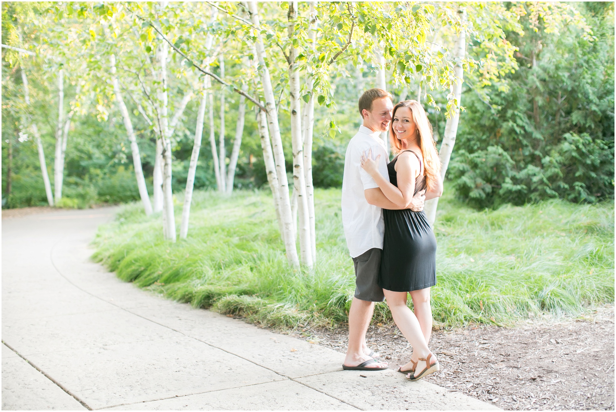 Olbrich_Botanical_Gardens_Madison_Wisconsin_Engagement_Session_0830.jpg