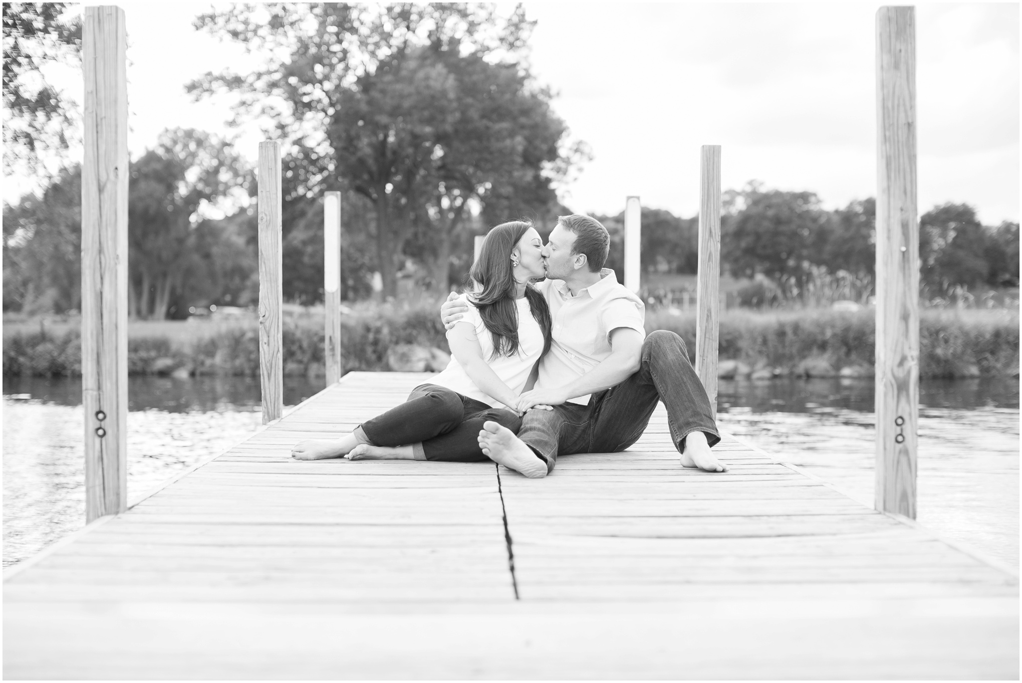 Olbrich_Botanical_Gardens_Madison_Wisconsin_Engagement_Session_0842.jpg