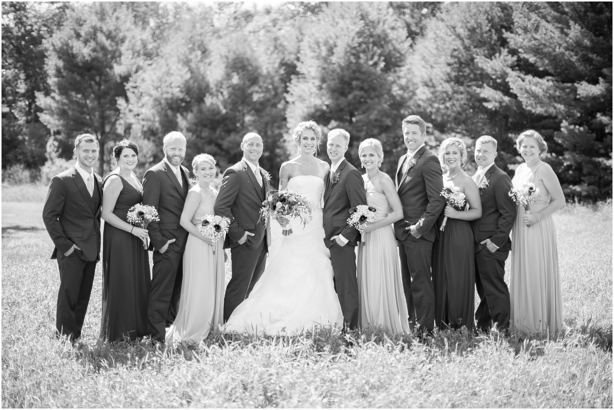 Olbrich_Botanical_Gardens_Madison_Wisconsin_Engagement_Session_0869.jpg