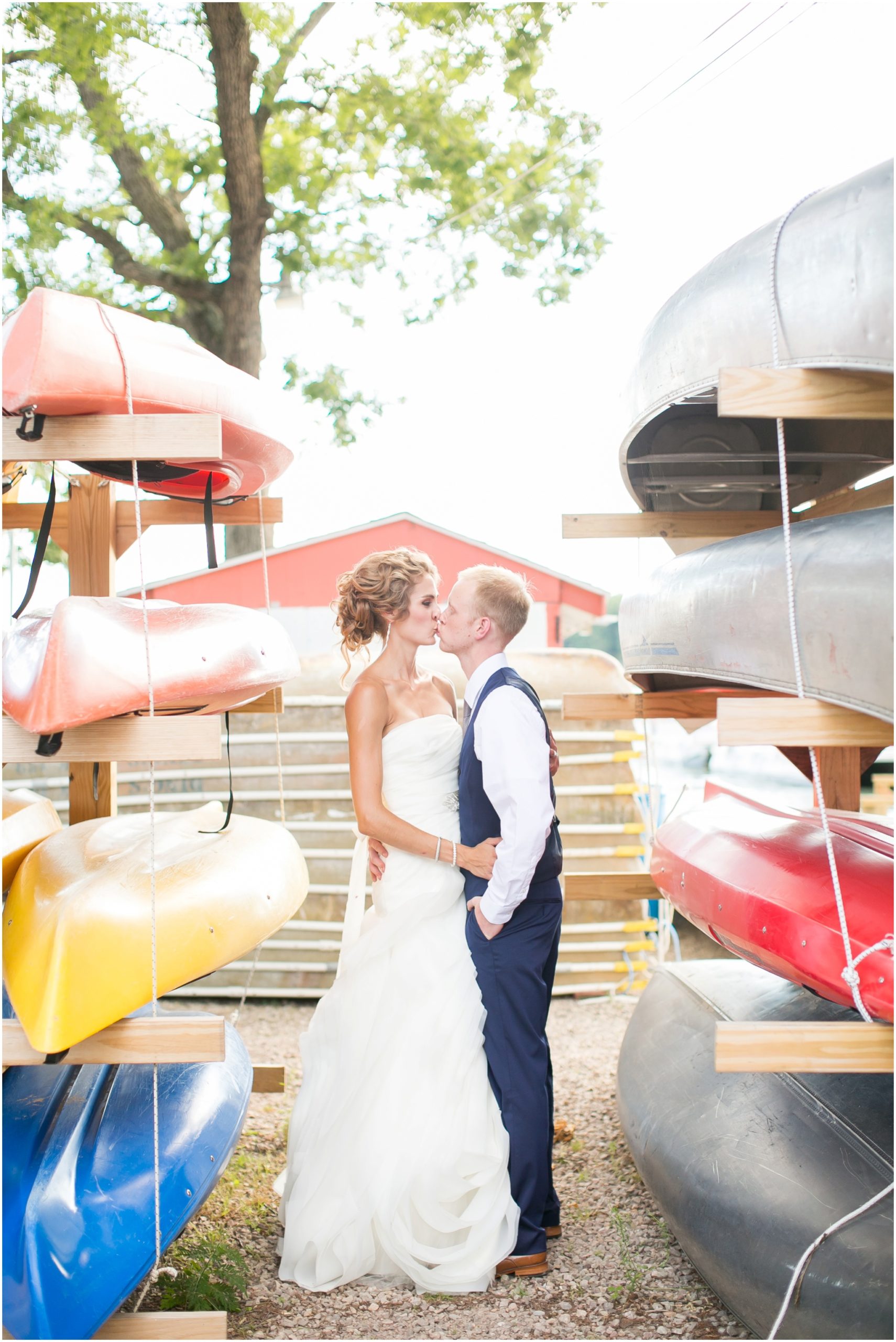 Olbrich_Botanical_Gardens_Madison_Wisconsin_Engagement_Session_0903.jpg