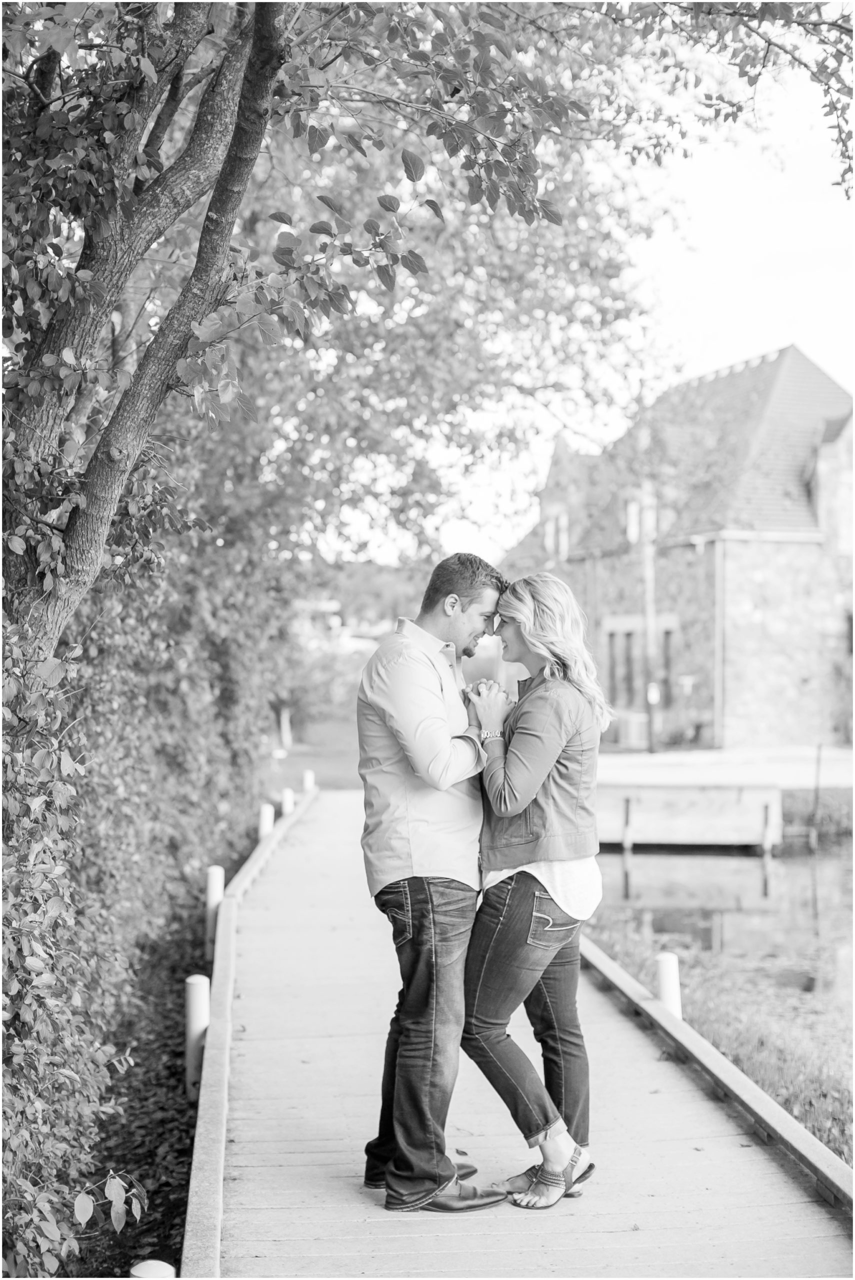 Delafield_Wisconsin_Engagment_Photographer_1518.jpg