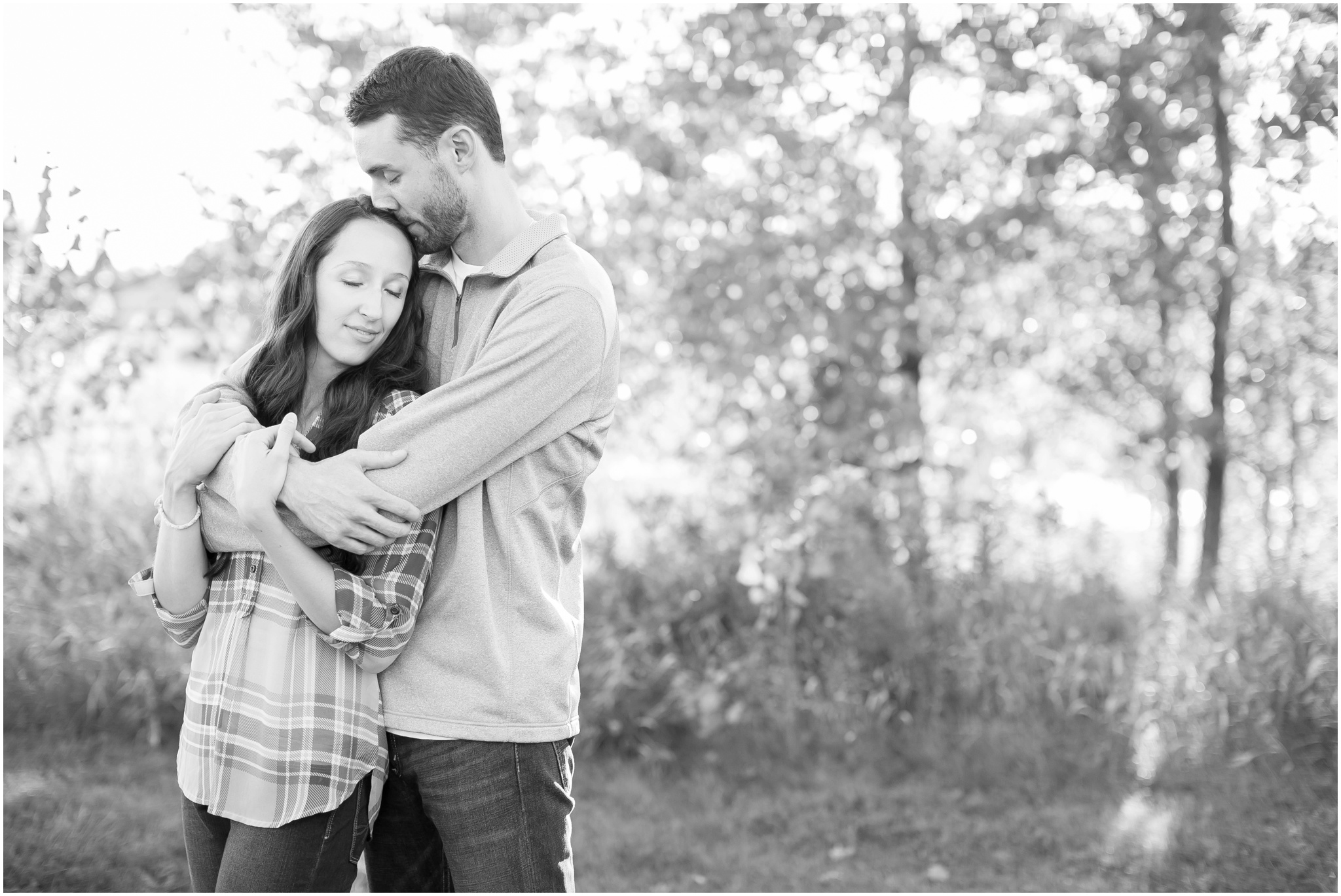 Appleton_Wisconsin_Memorial_Park_Engagement_Session_1538.jpg