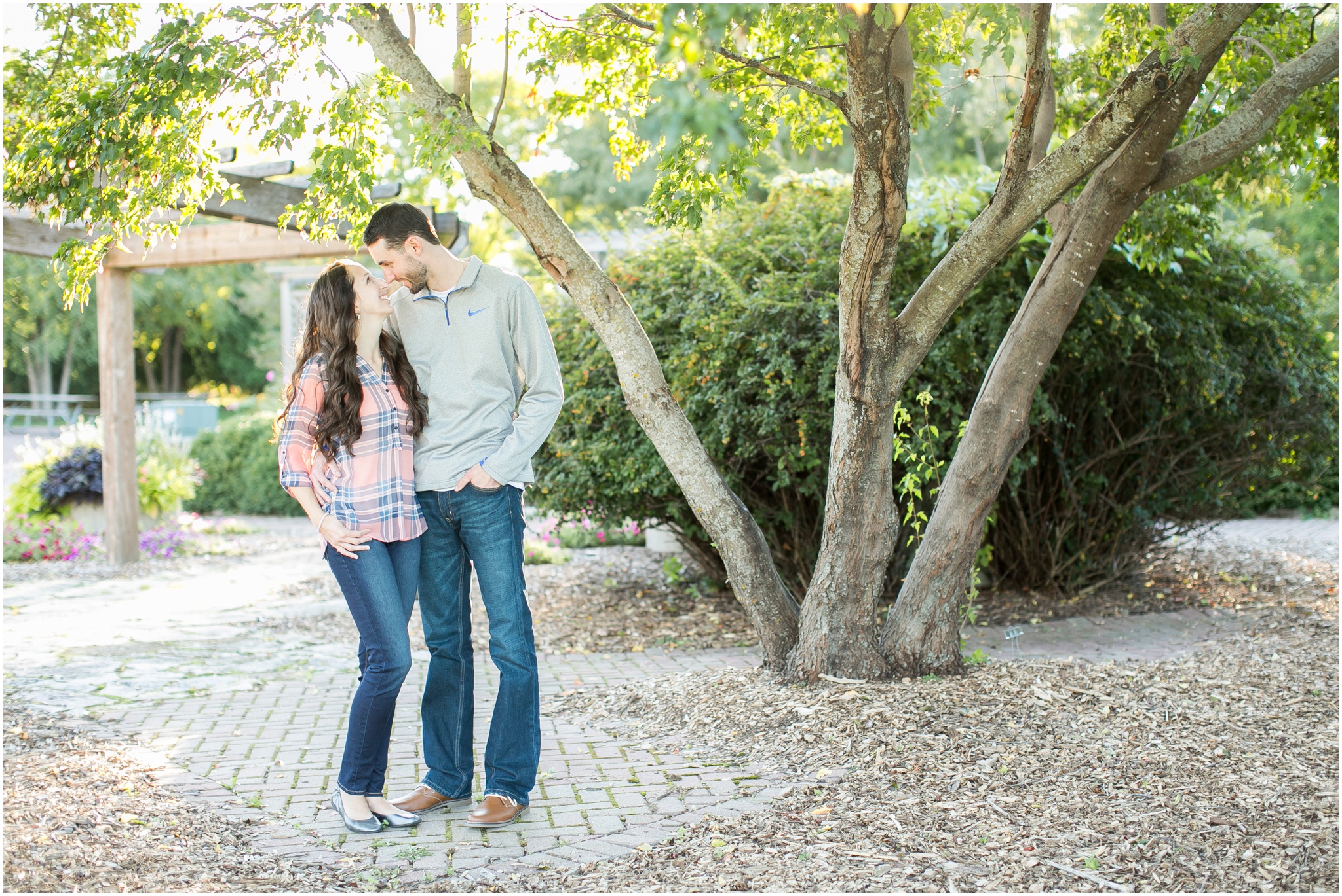 Appleton_Wisconsin_Memorial_Park_Engagement_Session_1546.jpg