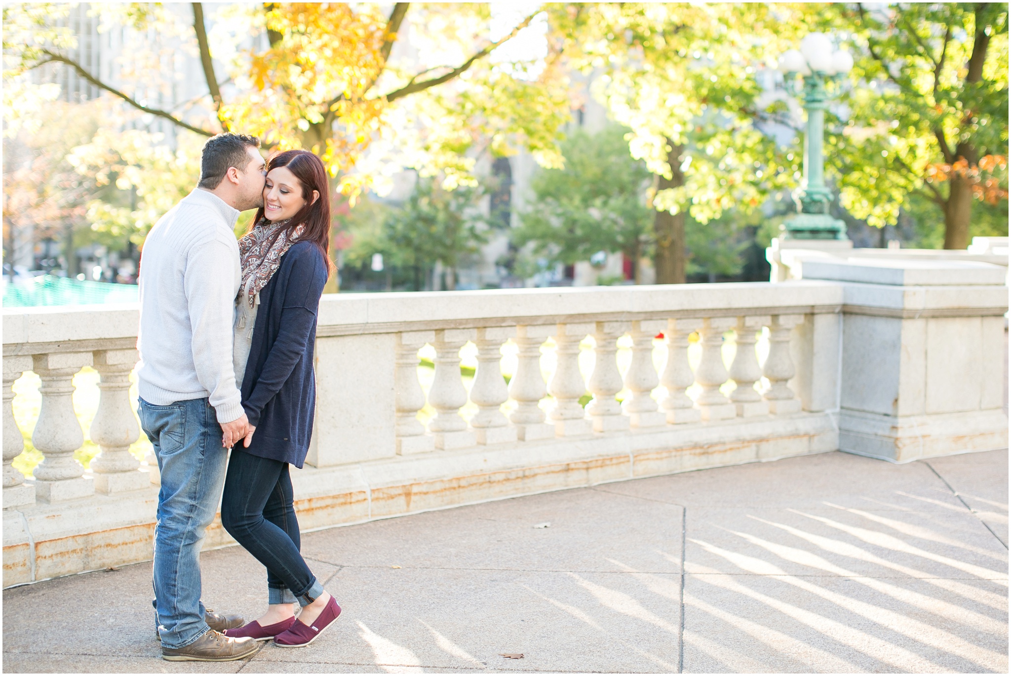 Downtown_Madison_Wisconsin_Autumn_Engagement_Session_2072.jpg