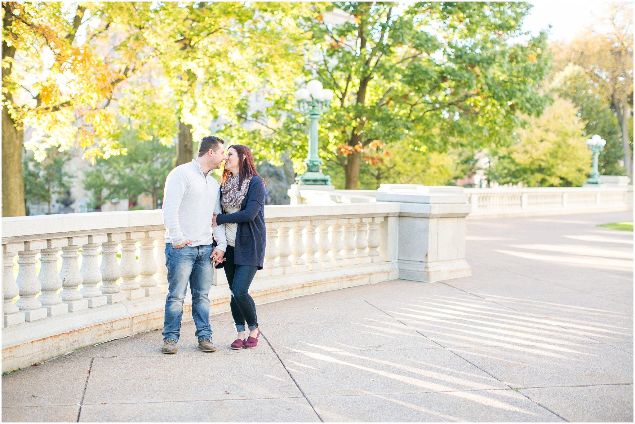 Downtown_Madison_Wisconsin_Autumn_Engagement_Session_2075.jpg