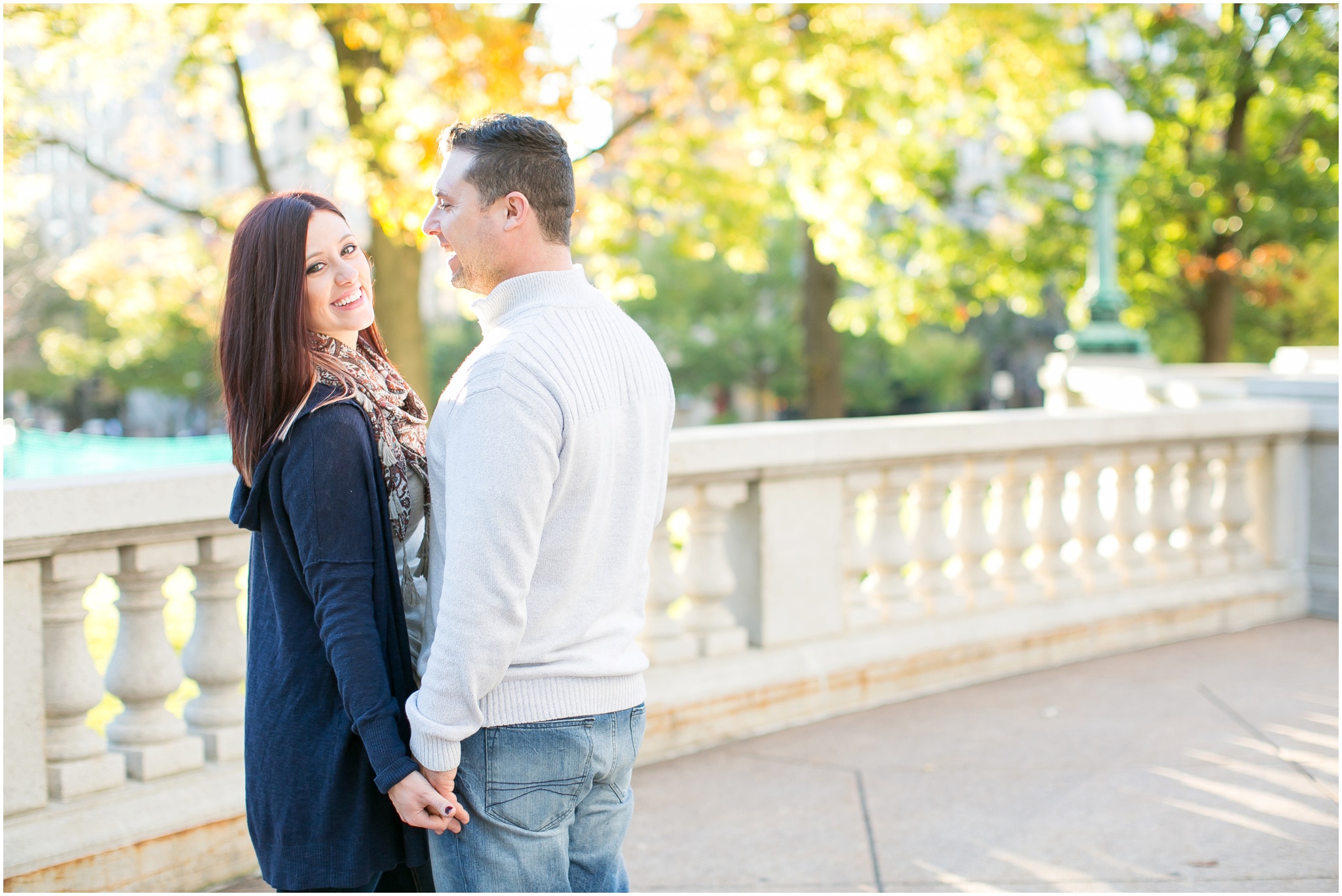 Downtown_Madison_Wisconsin_Autumn_Engagement_Session_2078.jpg