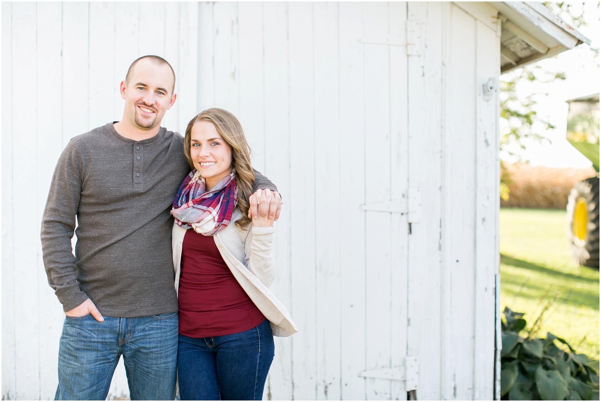 Madison_Wisconsin_Wedding_Photographers_Country_Fall_Engagement_Session_1859.jpg