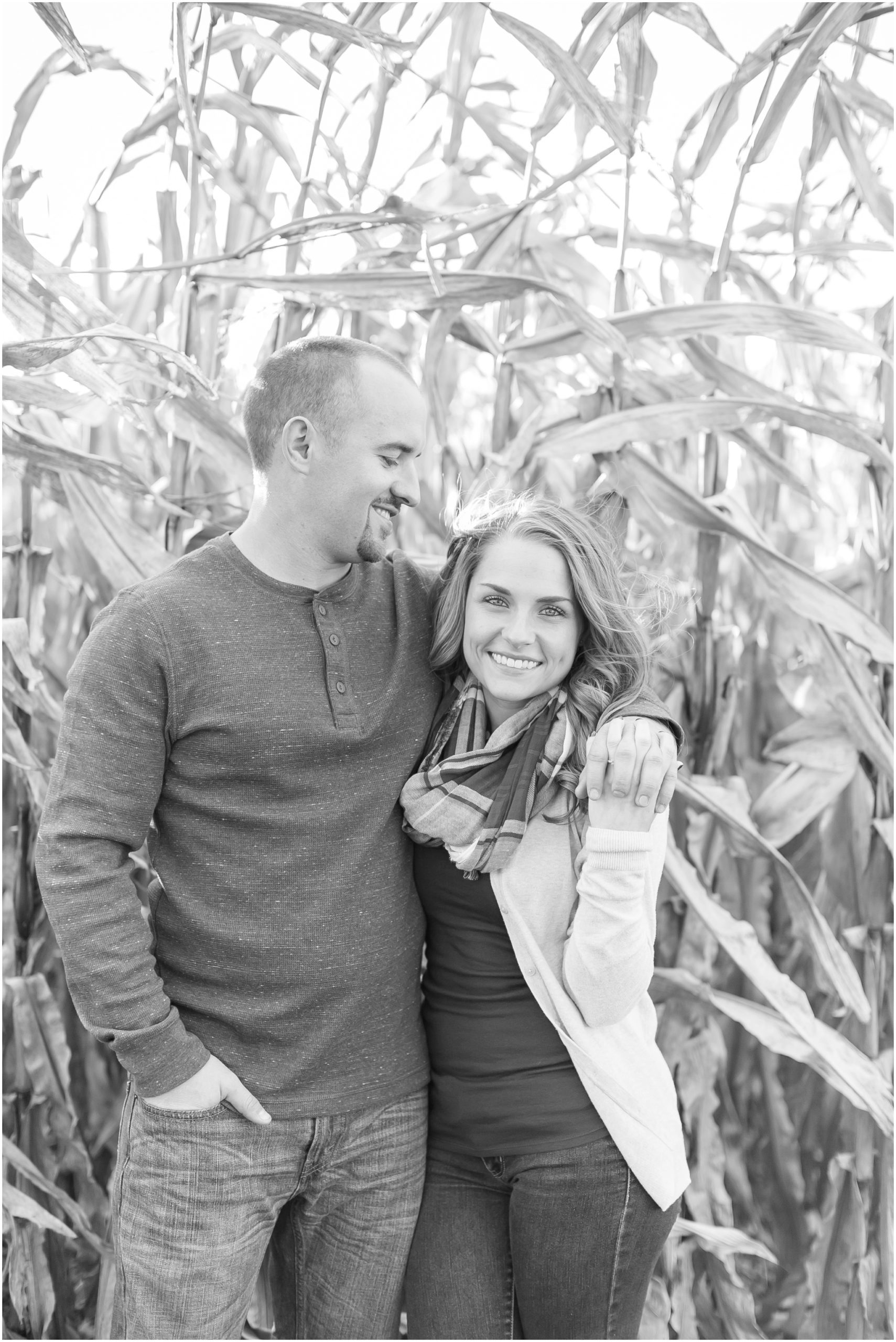 Madison_Wisconsin_Wedding_Photographers_Country_Fall_Engagement_Session_1863.jpg