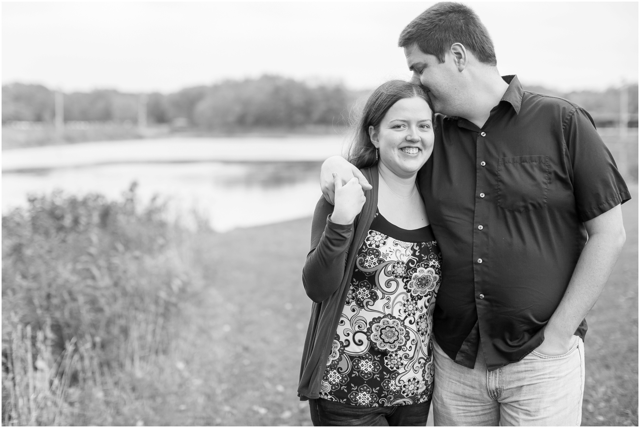 Vilas_Park_Engagement_Session_Madison_Wisconsin_1916.jpg