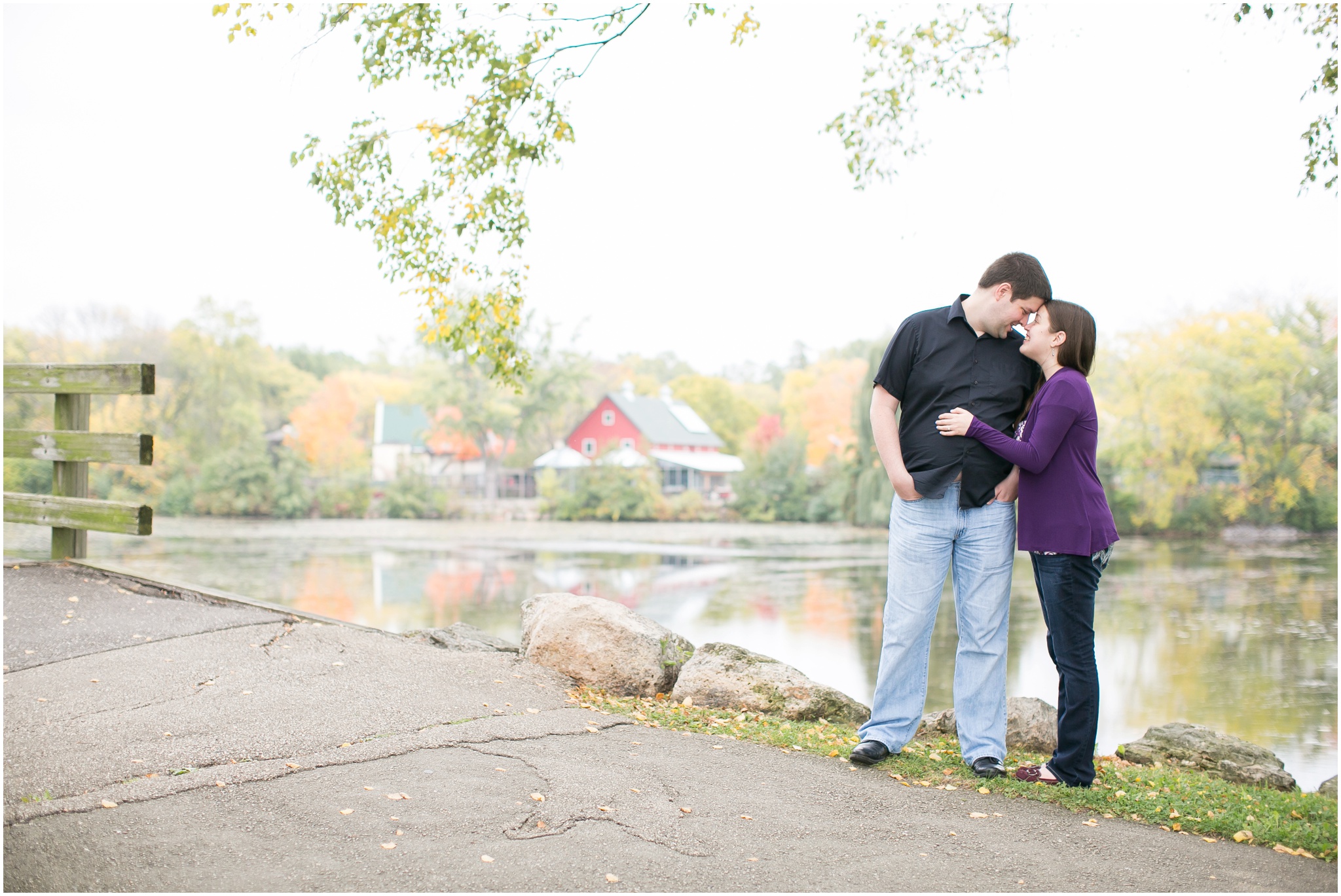 Vilas_Park_Engagement_Session_Madison_Wisconsin_1924.jpg