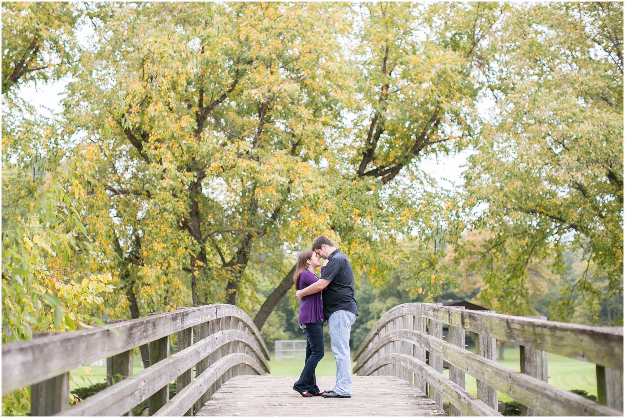 Vilas_Park_Engagement_Session_Madison_Wisconsin_1940.jpg