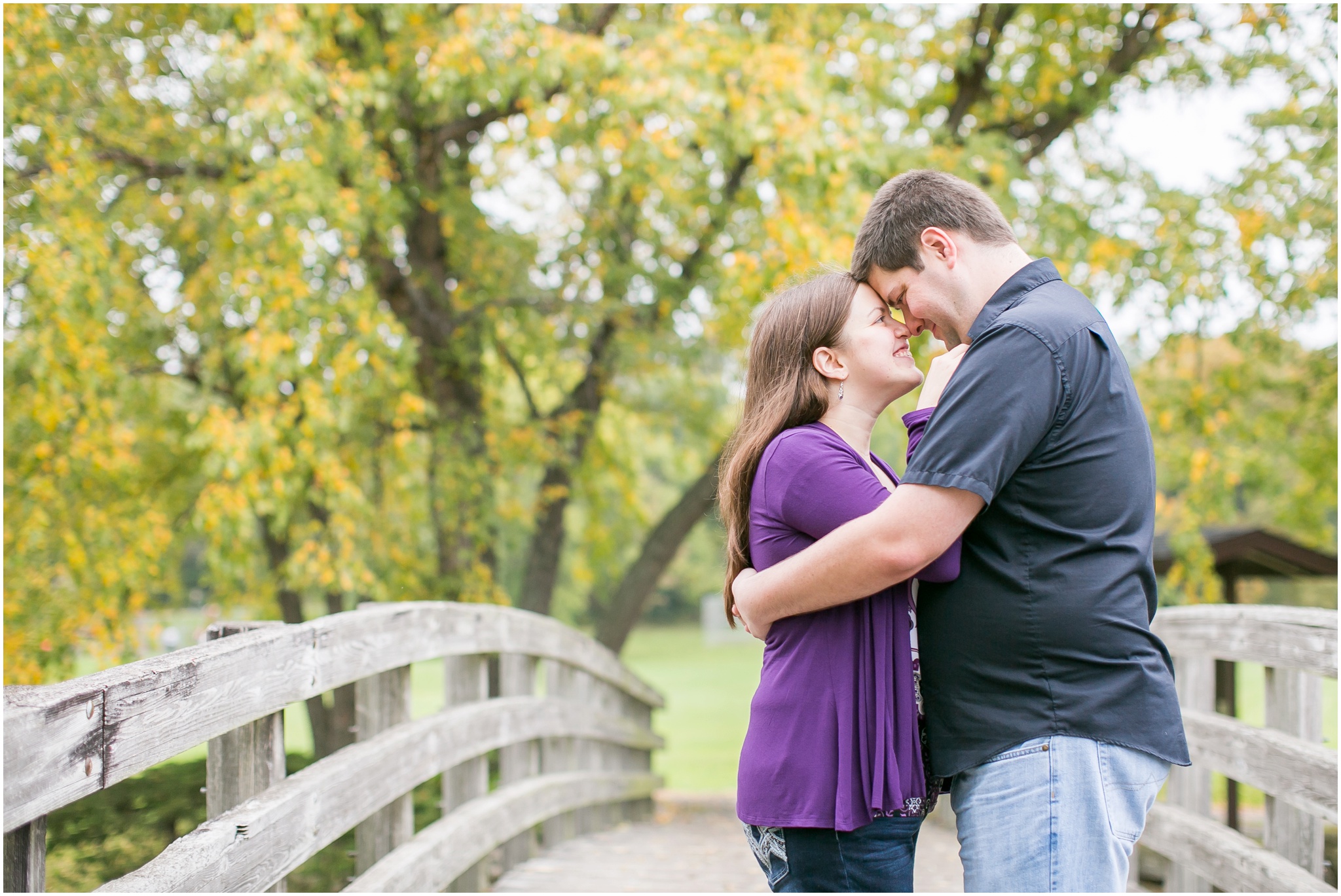 Vilas_Park_Engagement_Session_Madison_Wisconsin_1943.jpg