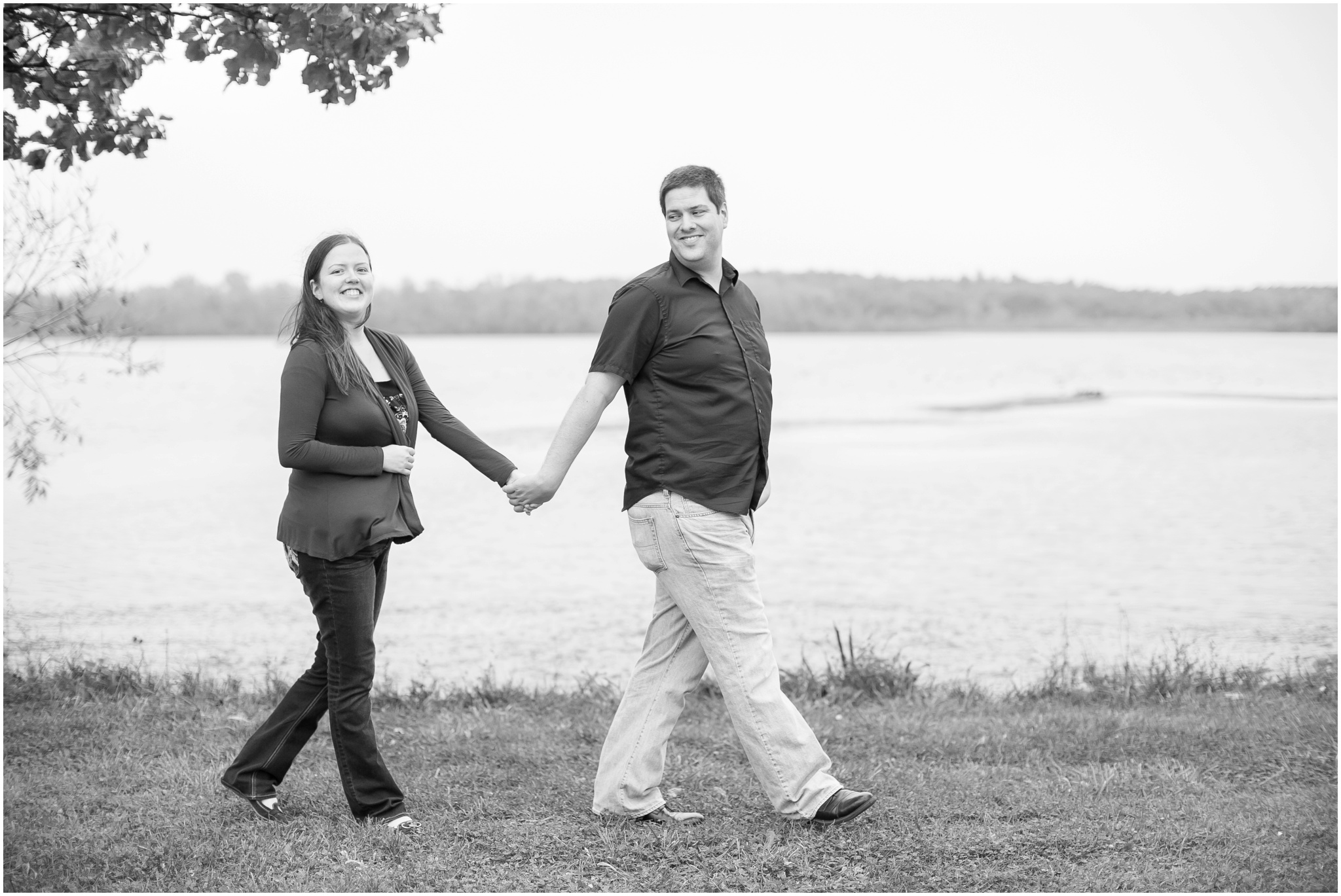 Vilas_Park_Engagement_Session_Madison_Wisconsin_1949.jpg