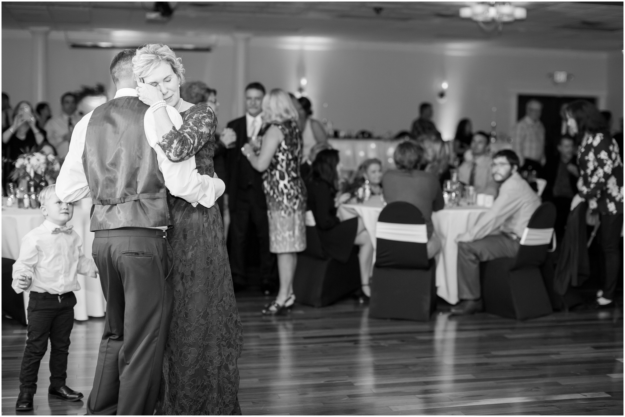 Germanton_Wisconsin_Florian_Park_Conference_Center_Wedding_2197.jpg