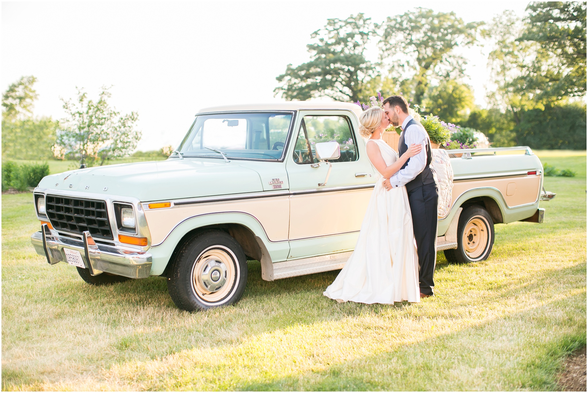 Madison_Wisconsin_Wedding_Photographers_Wedding_Portraits_2016_Favorites_Caynay_Photo_2511.jpg