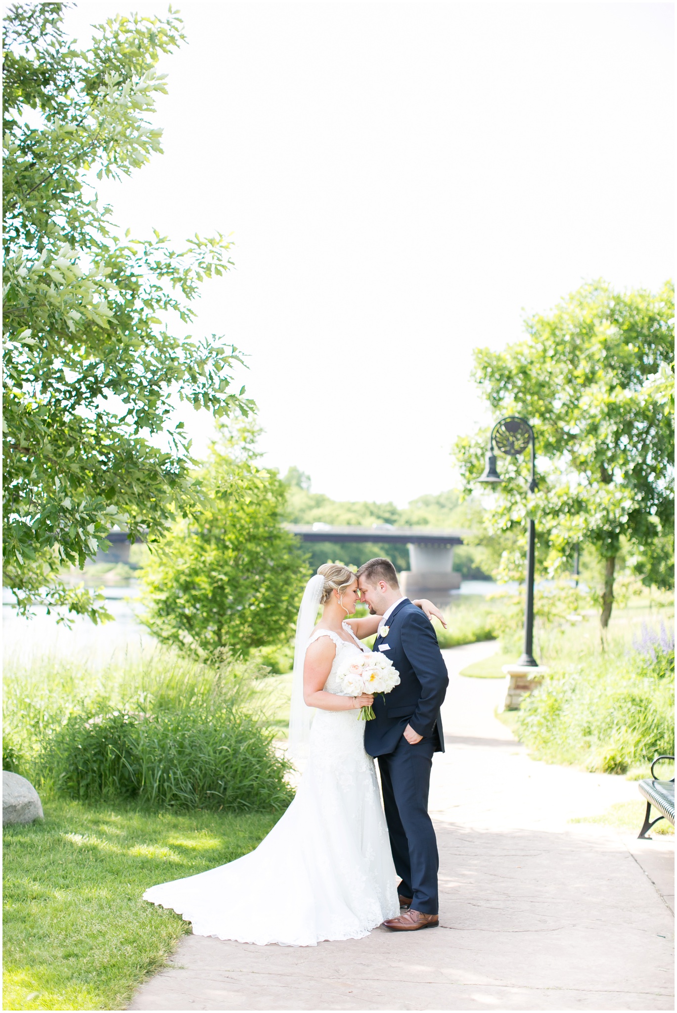 Eau_Claire_Wisconsin_The_Florian_Garden_Wedding_3245.jpg