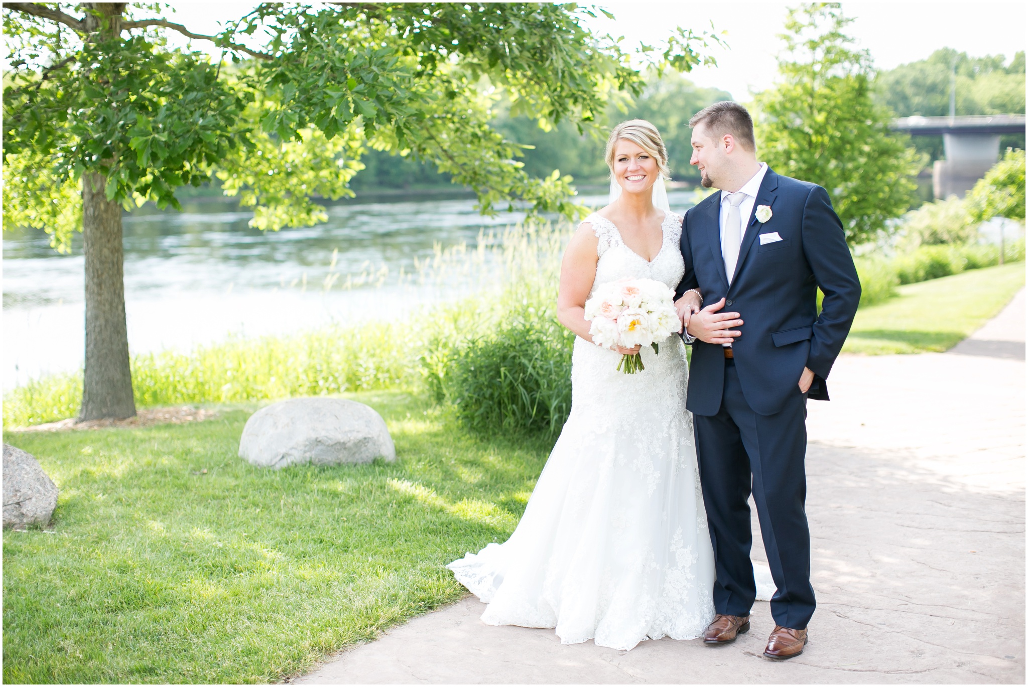 Eau_Claire_Wisconsin_The_Florian_Garden_Wedding_3248.jpg