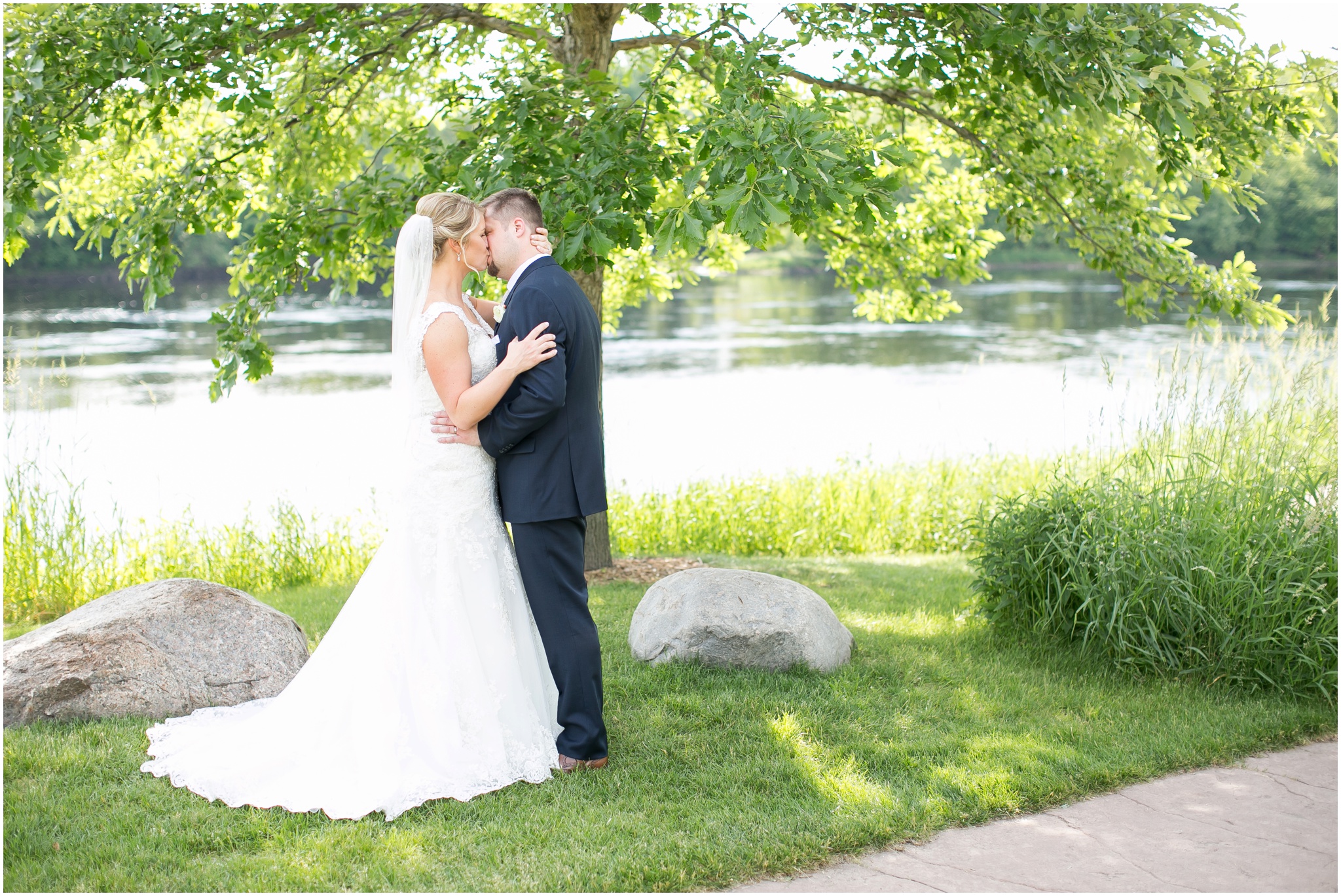 Eau_Claire_Wisconsin_The_Florian_Garden_Wedding_3261.jpg