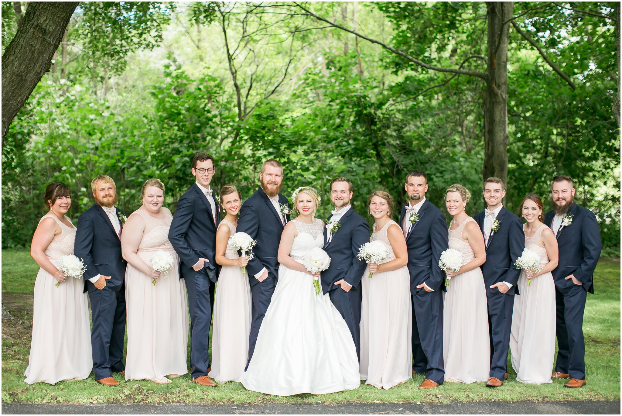 Steven_Point_Wisconsin_Wedding_Photographer_Outdoor_Summer_Wedding_3357.jpg