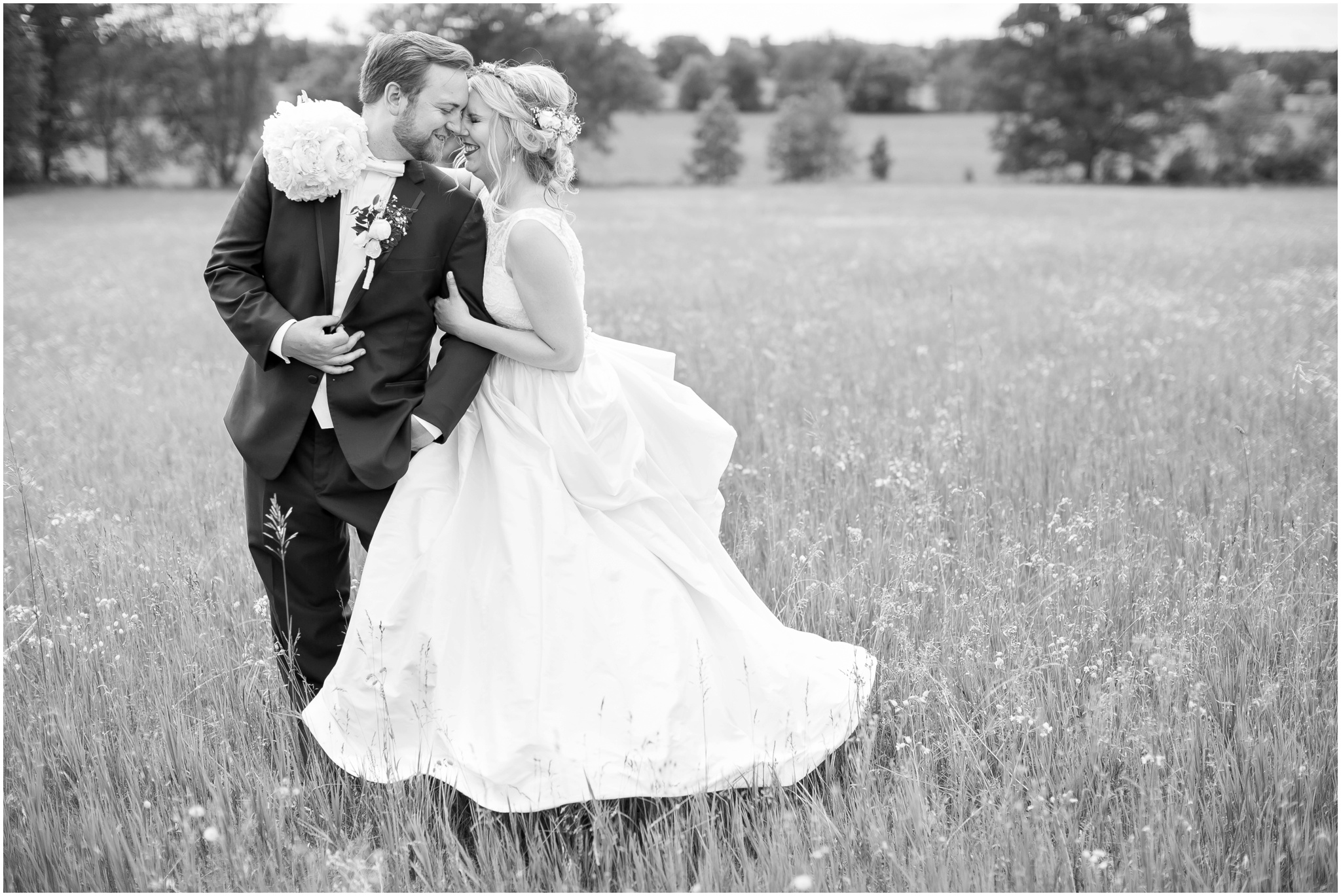 Steven_Point_Wisconsin_Wedding_Photographer_Outdoor_Summer_Wedding_3386.jpg