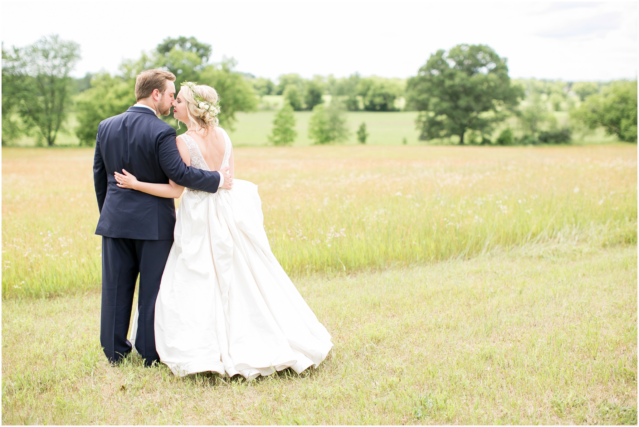 Steven_Point_Wisconsin_Wedding_Photographer_Outdoor_Summer_Wedding_3399.jpg