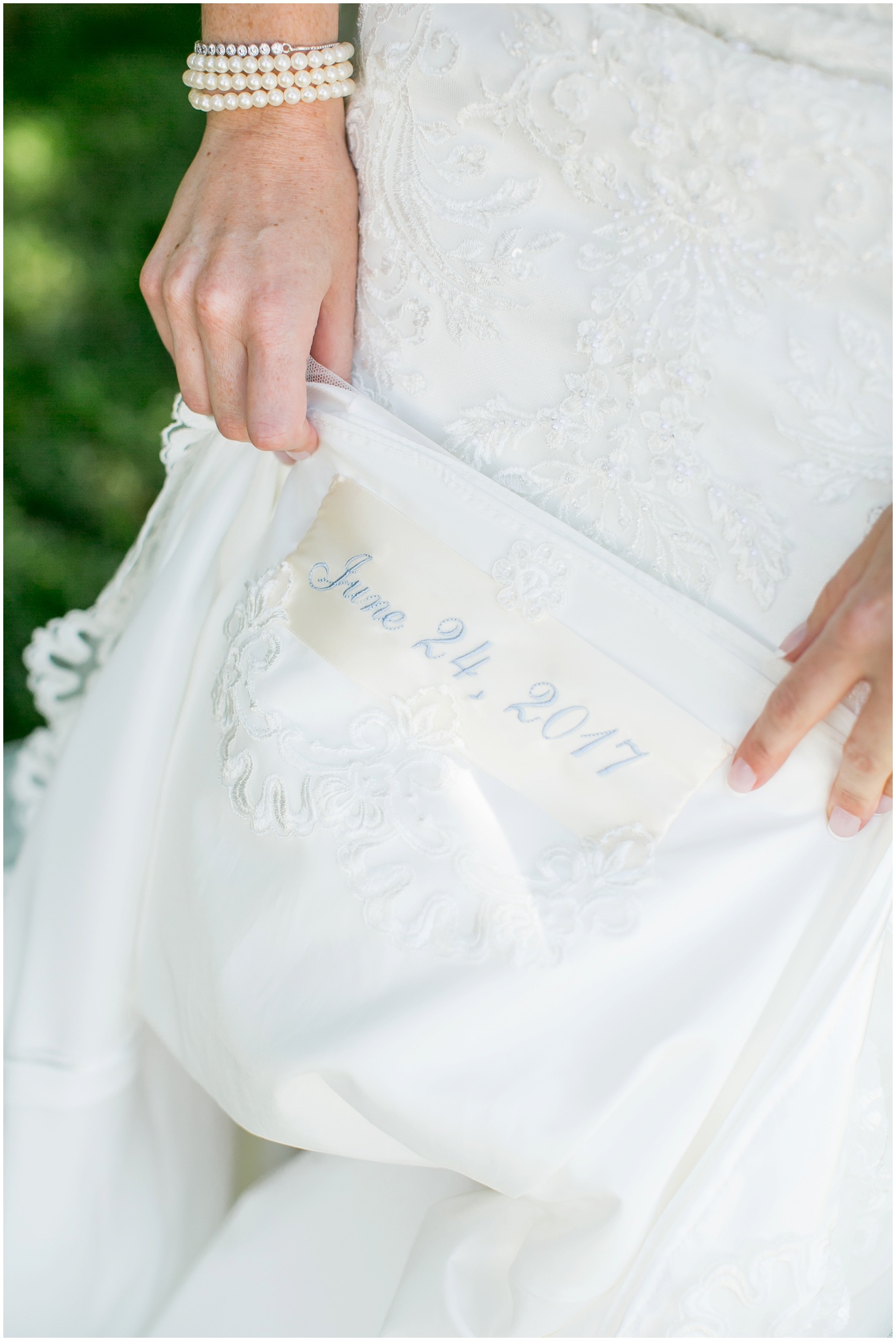 The_BARn_Summer_Wedding_Plateville_Wisconsin_Wedding_Photographers_3419.jpg