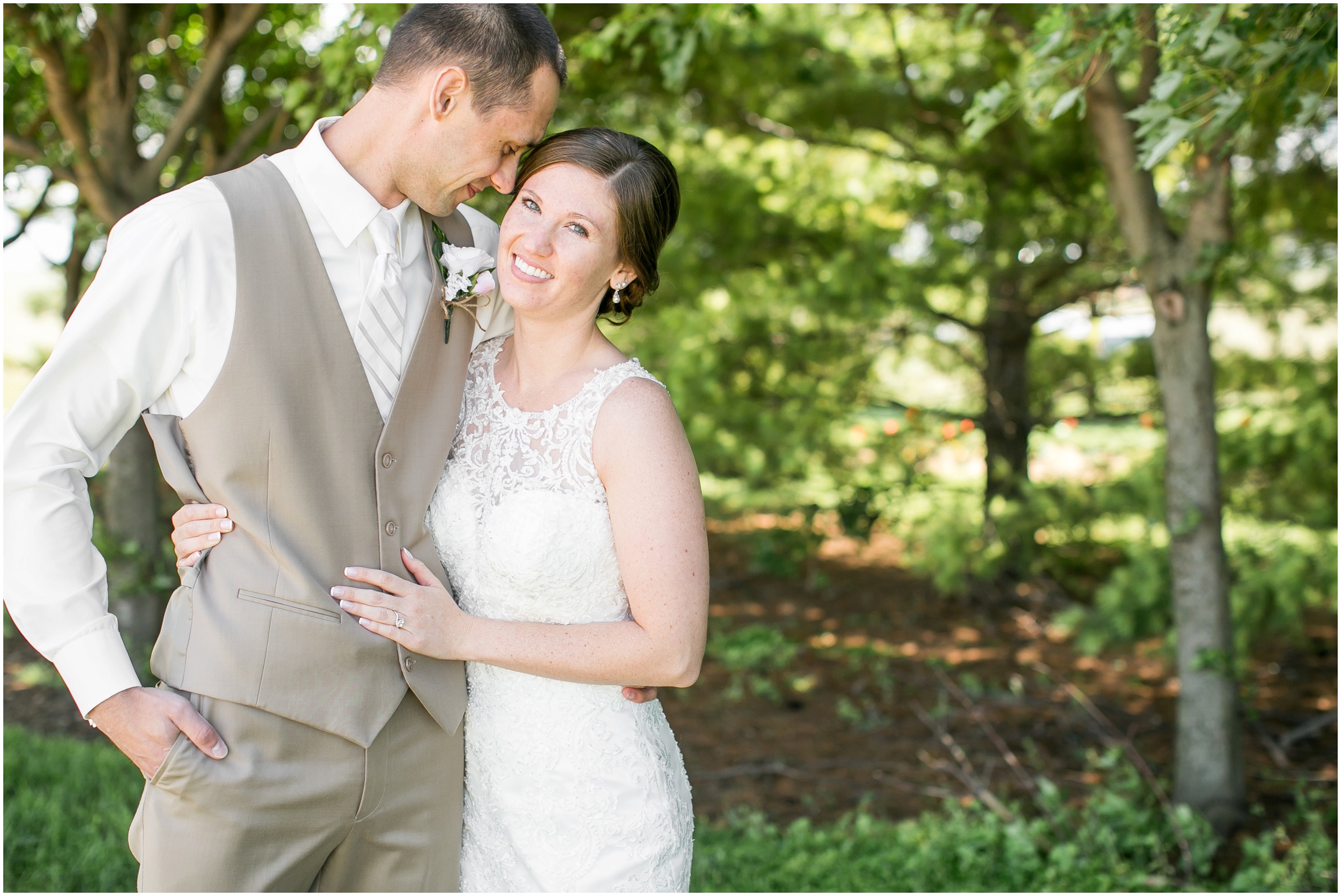 The_BARn_Summer_Wedding_Plateville_Wisconsin_Wedding_Photographers_3423.jpg