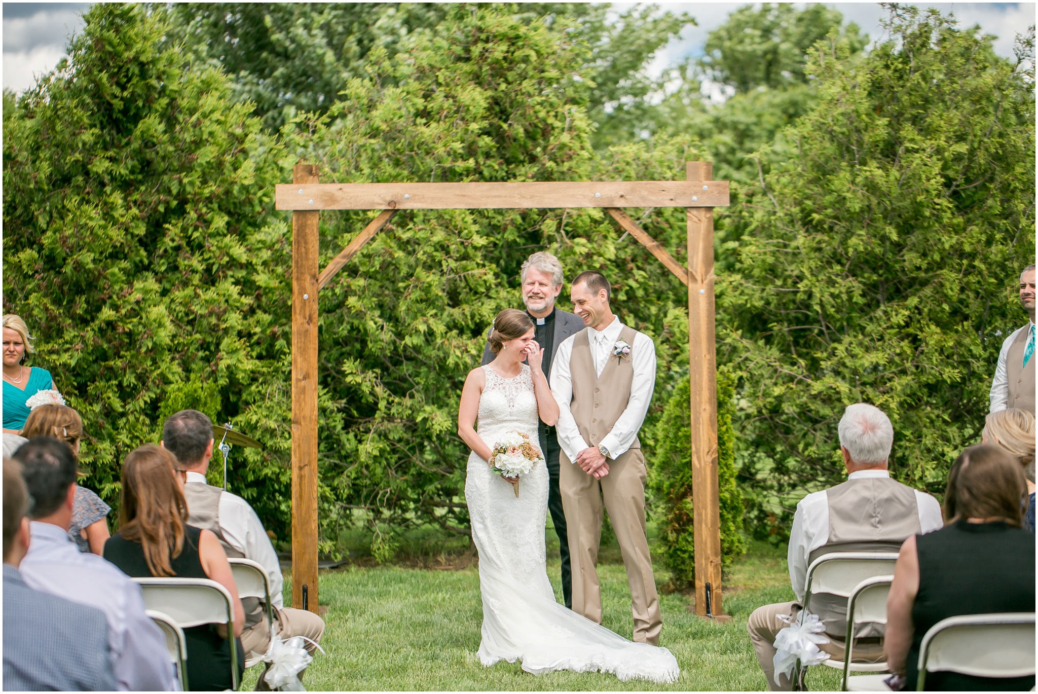 The_BARn_Summer_Wedding_Plateville_Wisconsin_Wedding_Photographers_3442.jpg