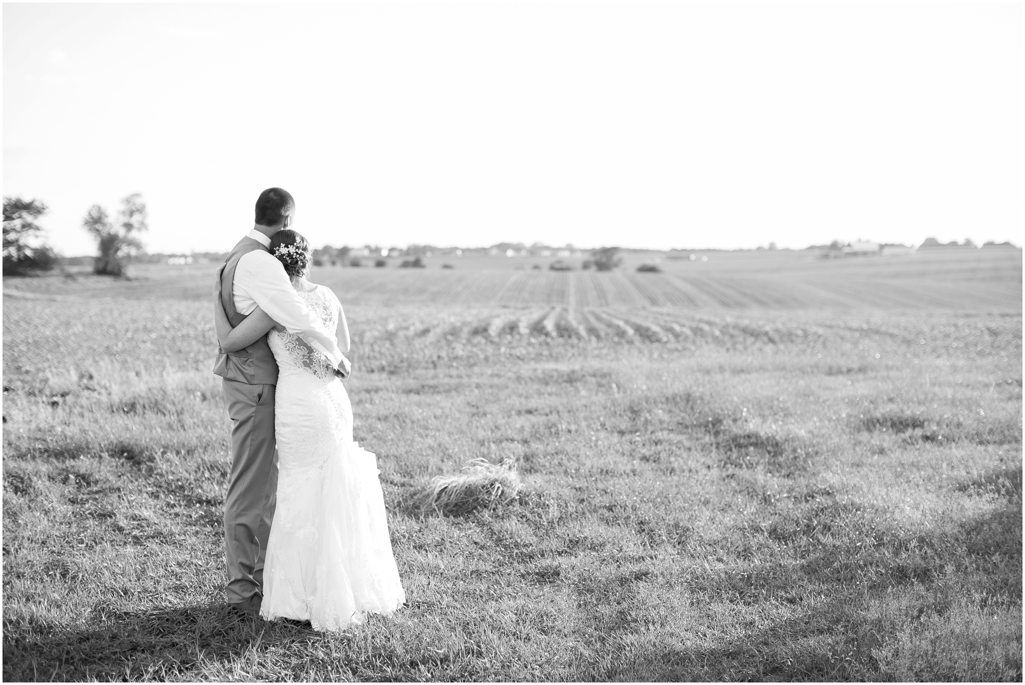 The_BARn_Summer_Wedding_Plateville_Wisconsin_Wedding_Photographers_3452.jpg