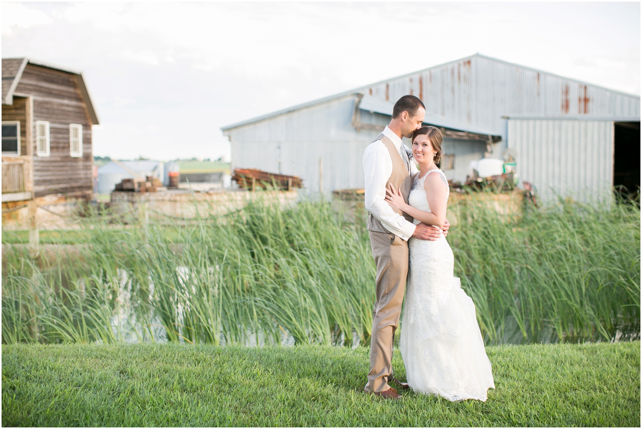 The_BARn_Summer_Wedding_Plateville_Wisconsin_Wedding_Photographers_3462.jpg