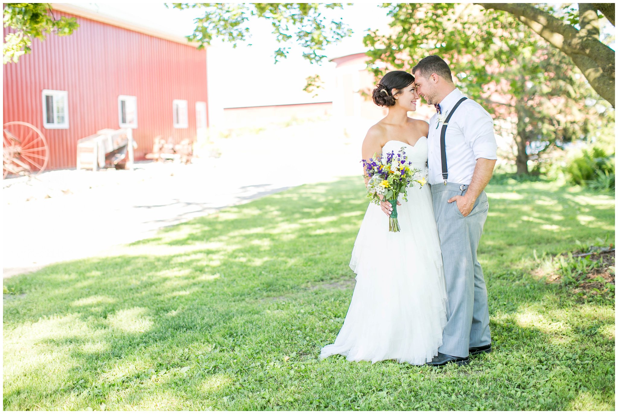 Schusters_Farm_Wedding_Deerfield_Wisconsin_0121.jpg